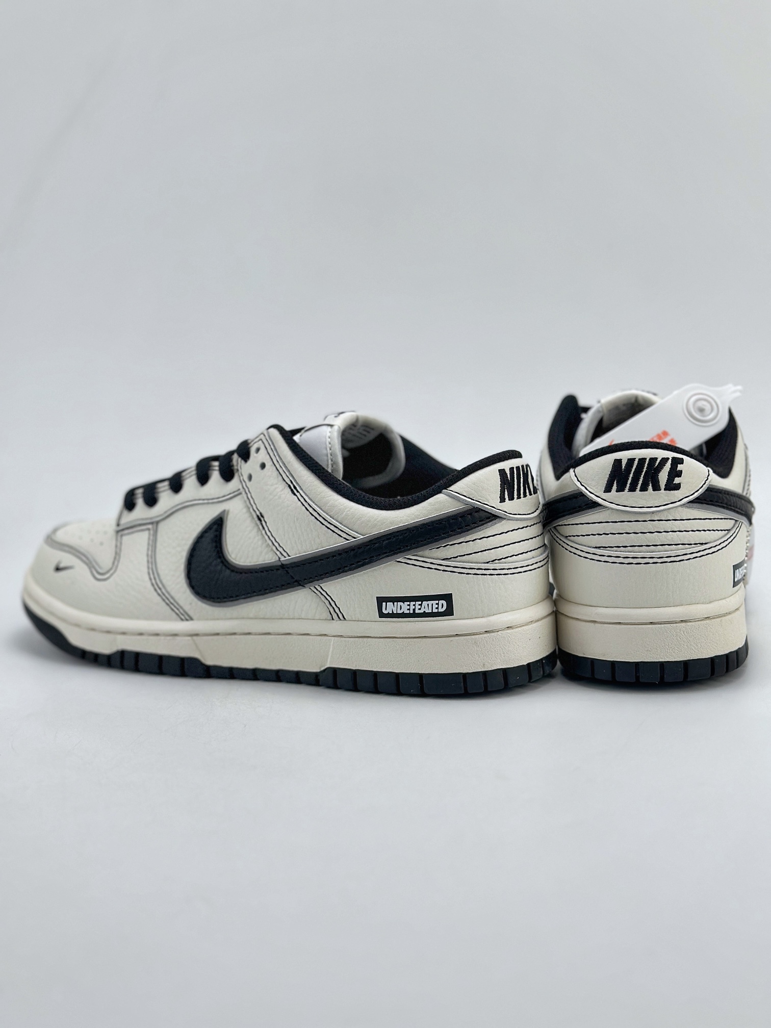 280 Nike SB Dunk Low x UNDEFEATED 米白黑 FC1688-139