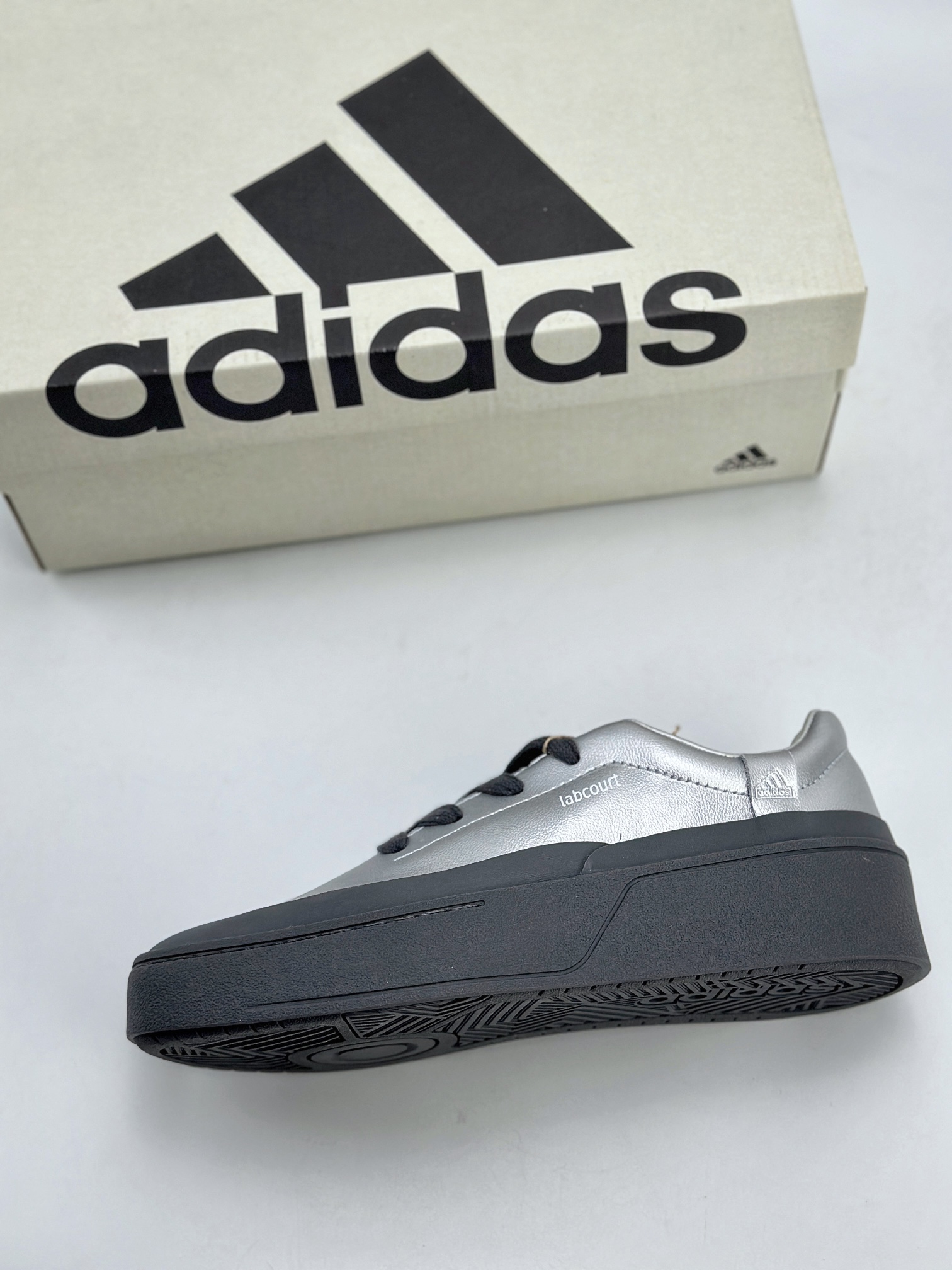 280 adidas LABCOURT TRAINERS 黑银 IF1655