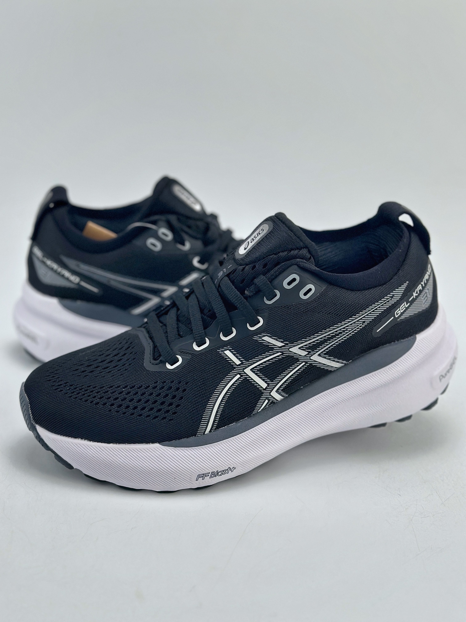 200 Asics Gel-Kayano 31代 运动休闲透气专业跑鞋 1011B867-002