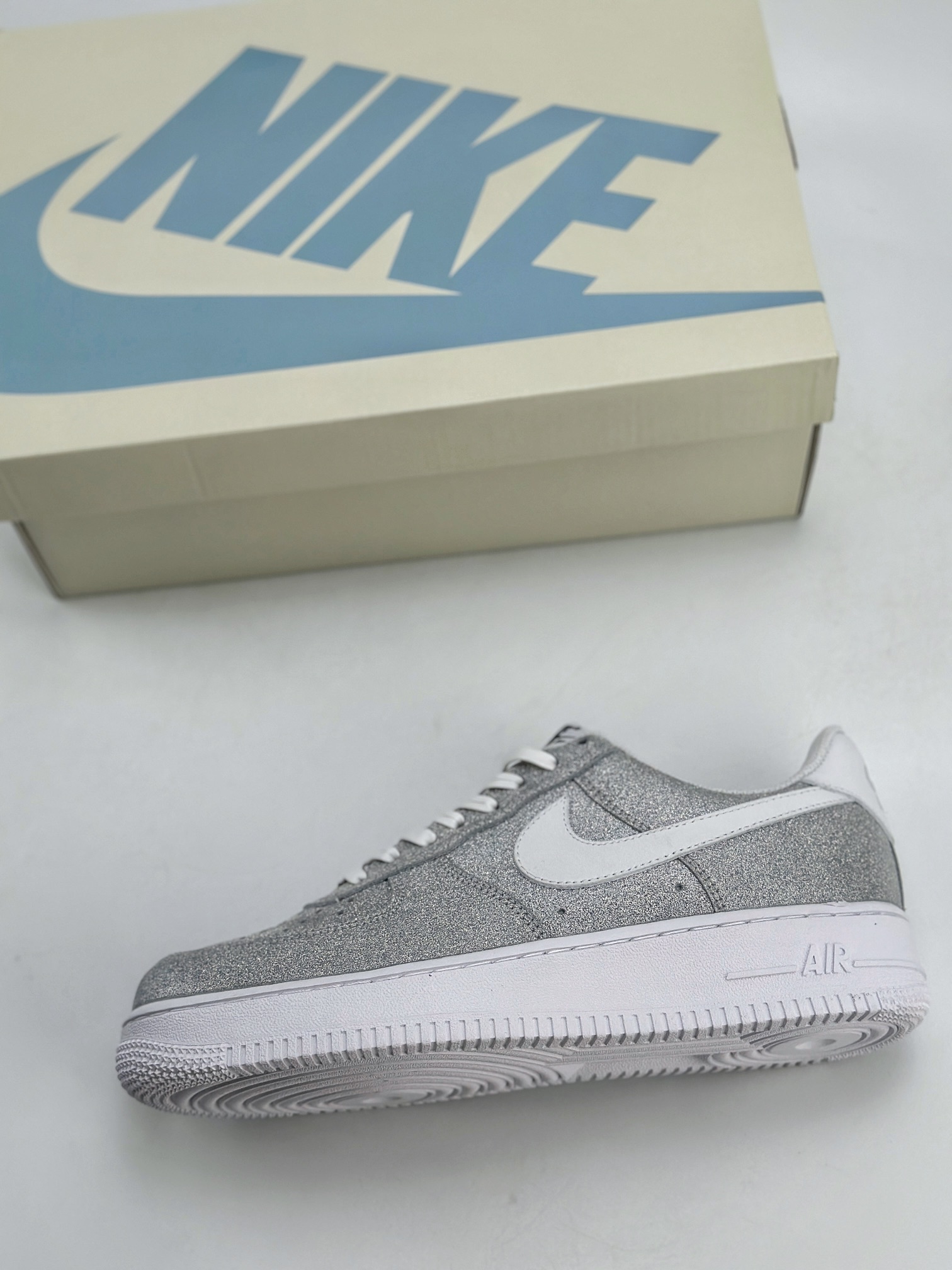 240 Nike Air Force 1 Low 07 白银满天星 CW2288-015