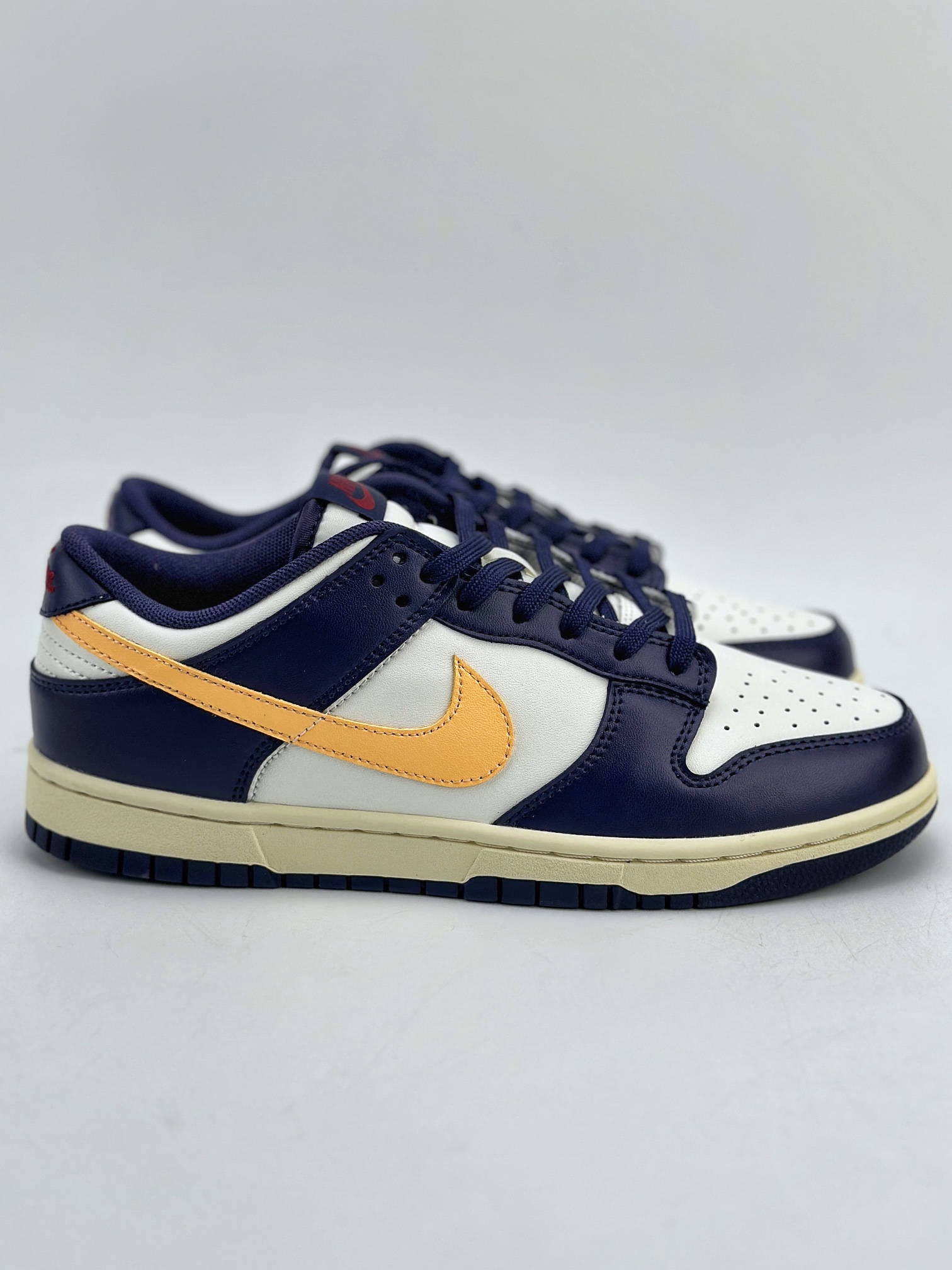 190 NIKE SB Dunk Low 海军蓝 FV8106-181