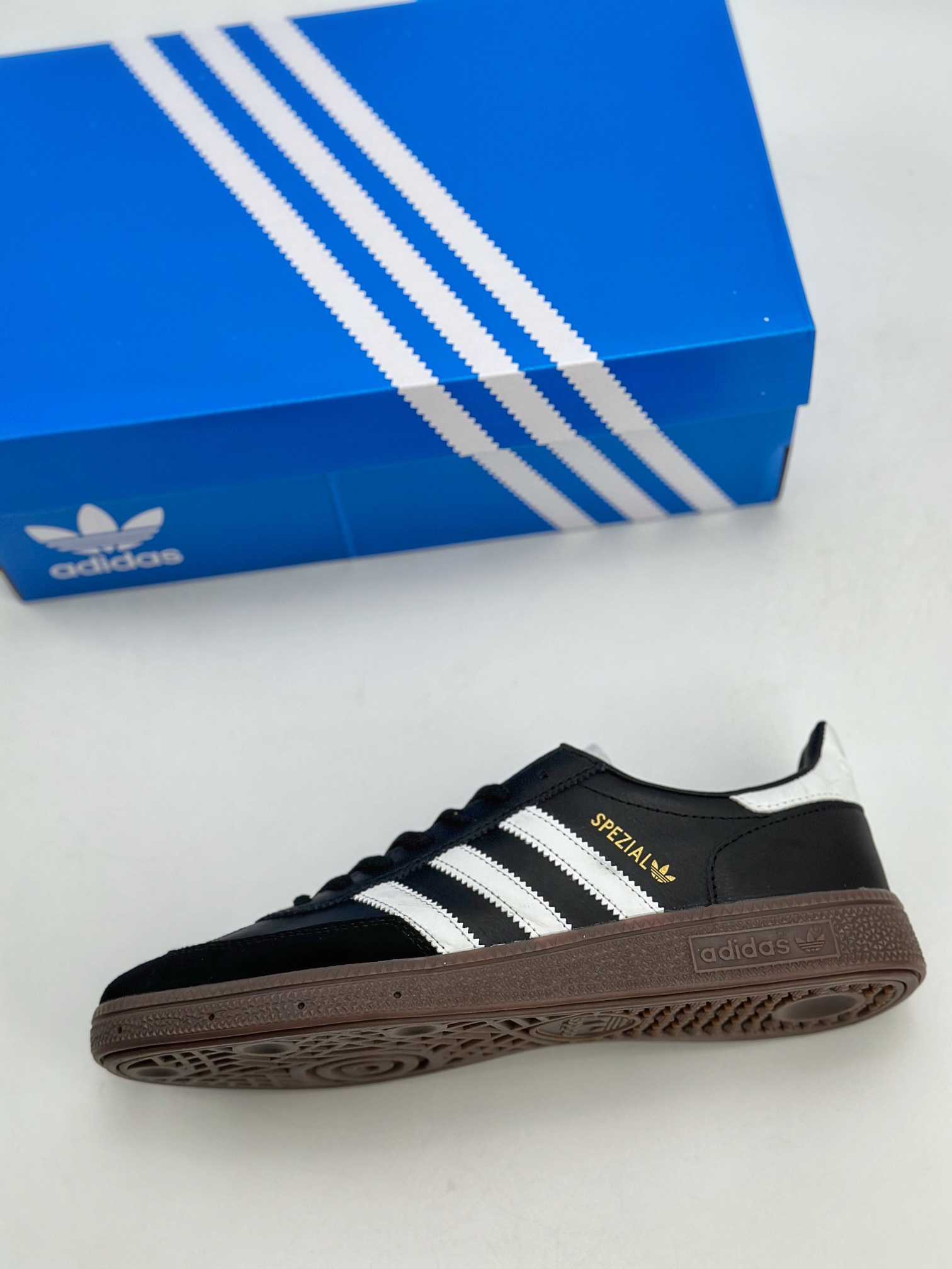 150 adidas originals Samba Handball Spezial IE3402