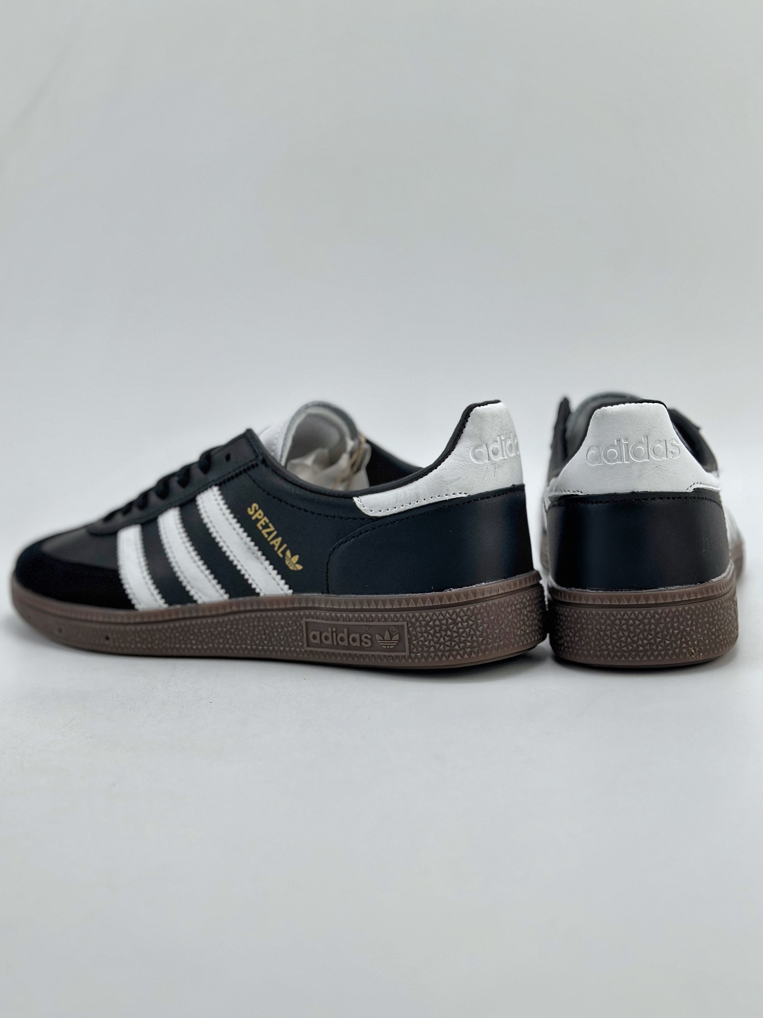 150 adidas originals Samba Handball Spezial IE3402