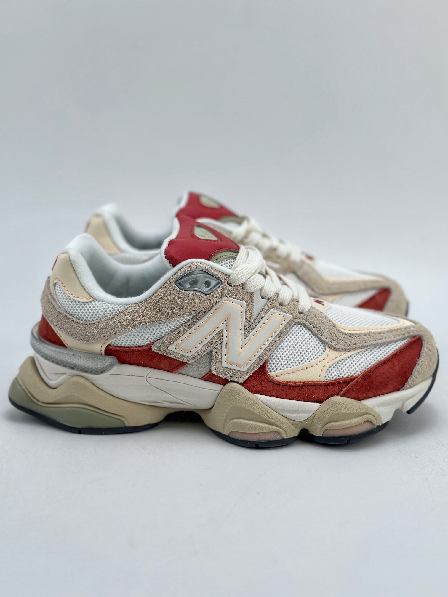 210 Joe Freshgoods x New Balance 版本 NB9060 联名款 复古休闲运动慢跑鞋  U9060JF