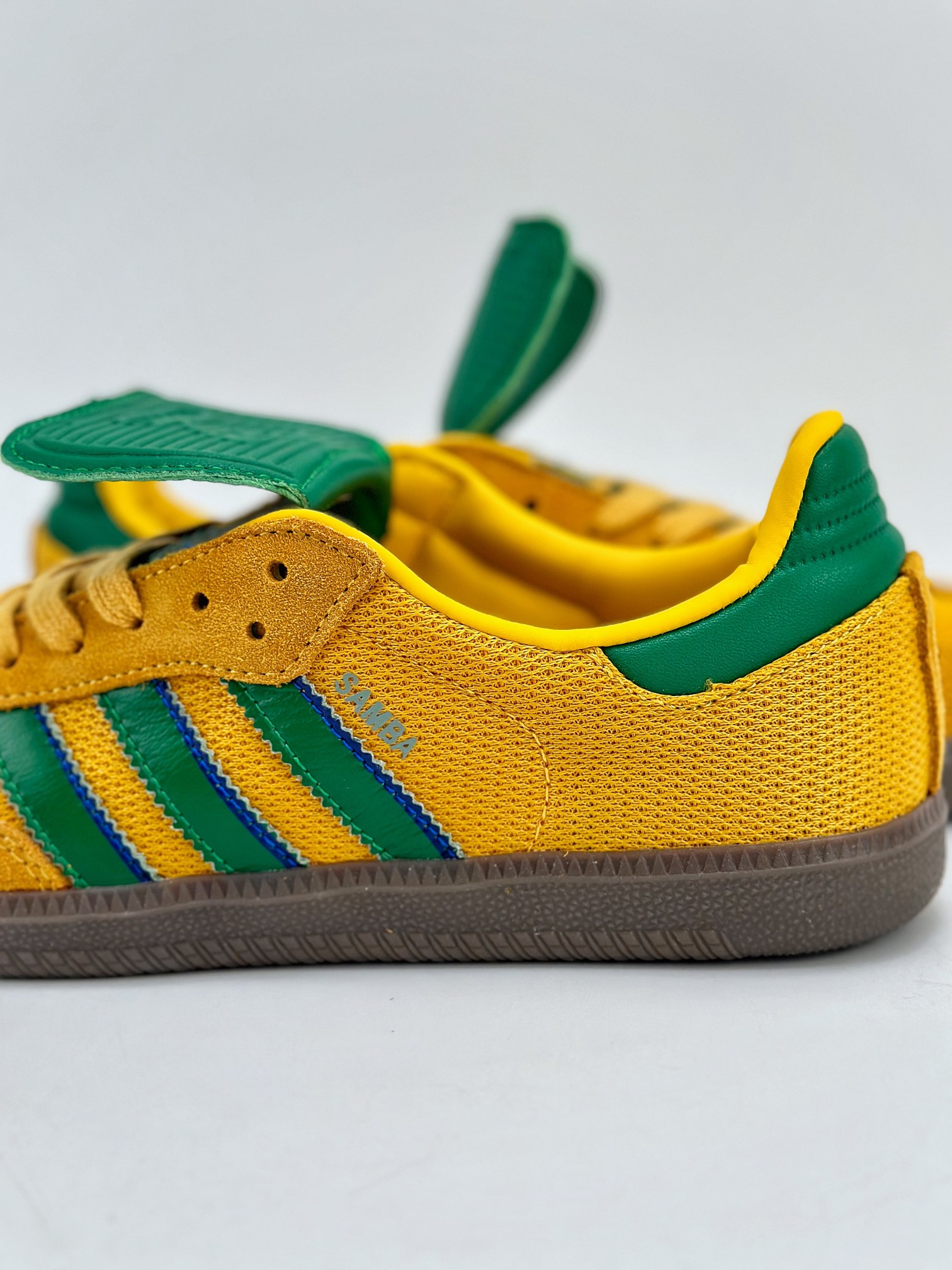 140 adidas originals Samba WB PONY TONAL 黄绿 IE9165