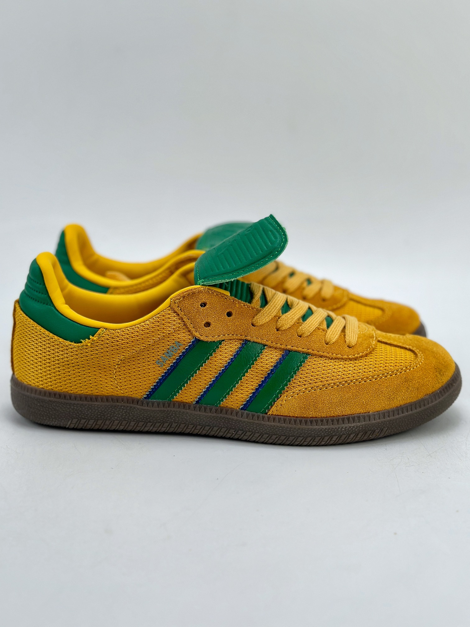 140 adidas originals Samba WB PONY TONAL 黄绿 IE9165