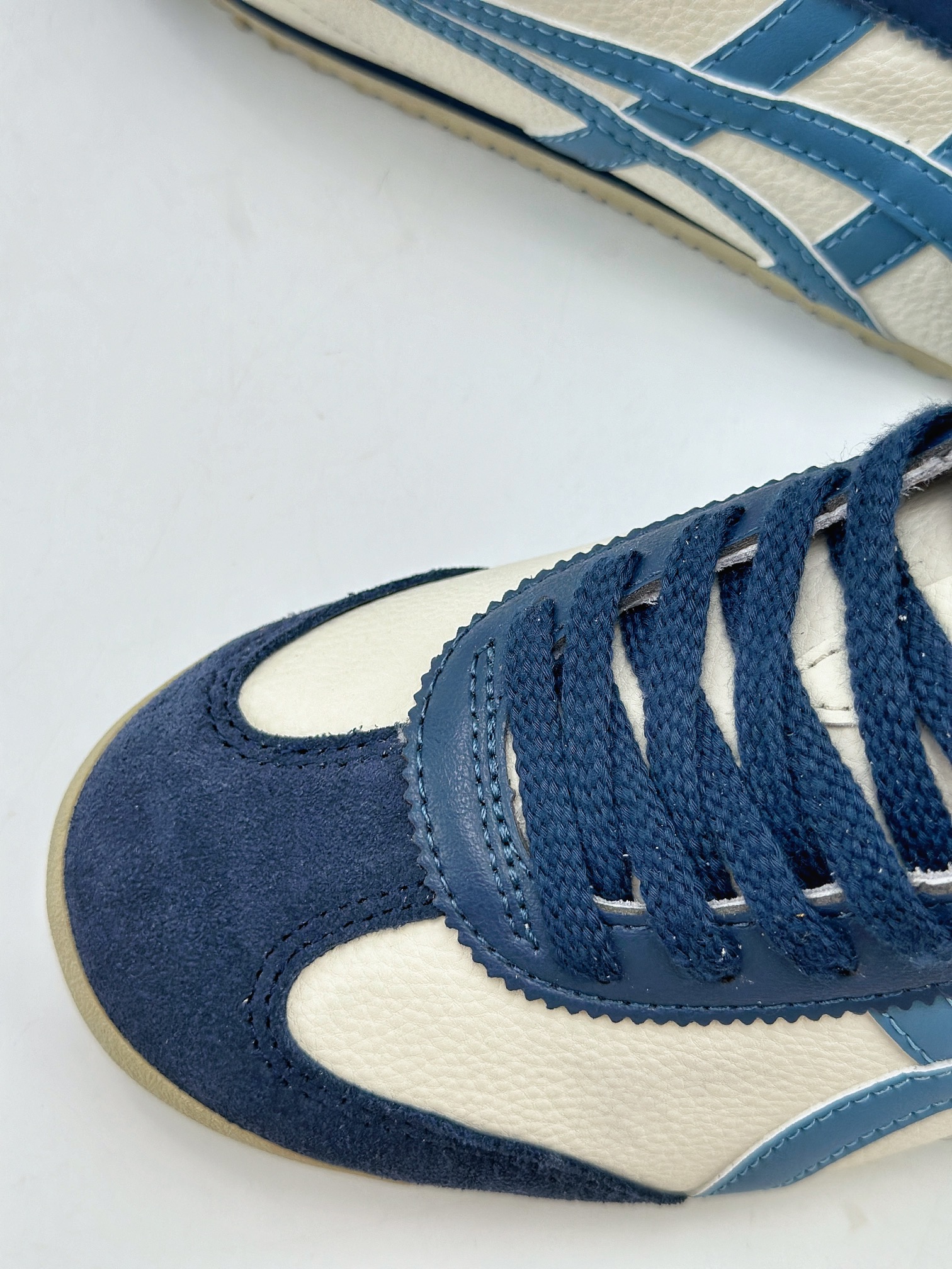 130 Onitsuka Tiger Mexico 66 Paraty 百搭单品 板鞋 MEXICO 1183A201-118