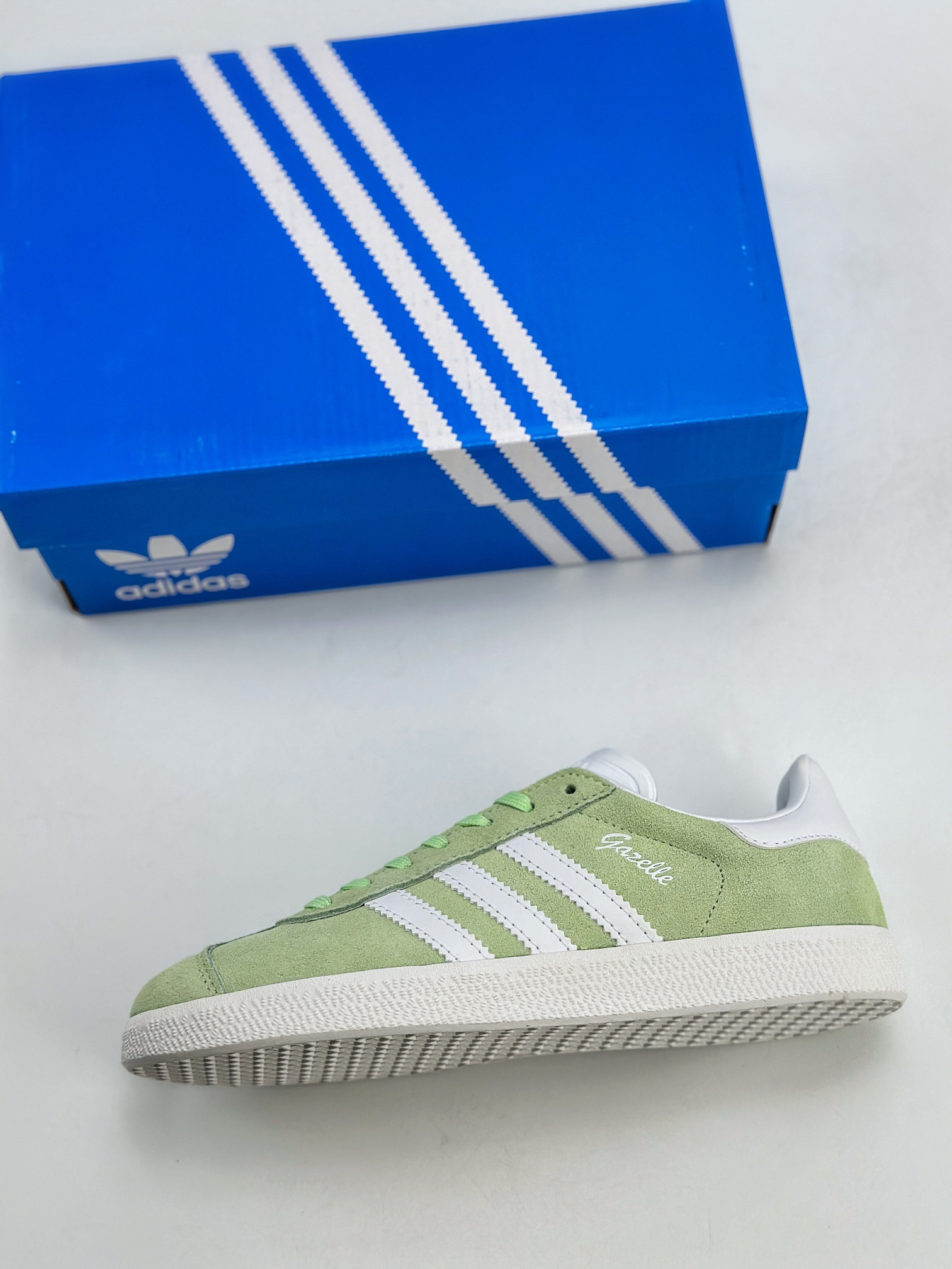 140 adidas Originals Gazelle W 三叶草休闲防滑耐磨低帮板鞋 IE0442