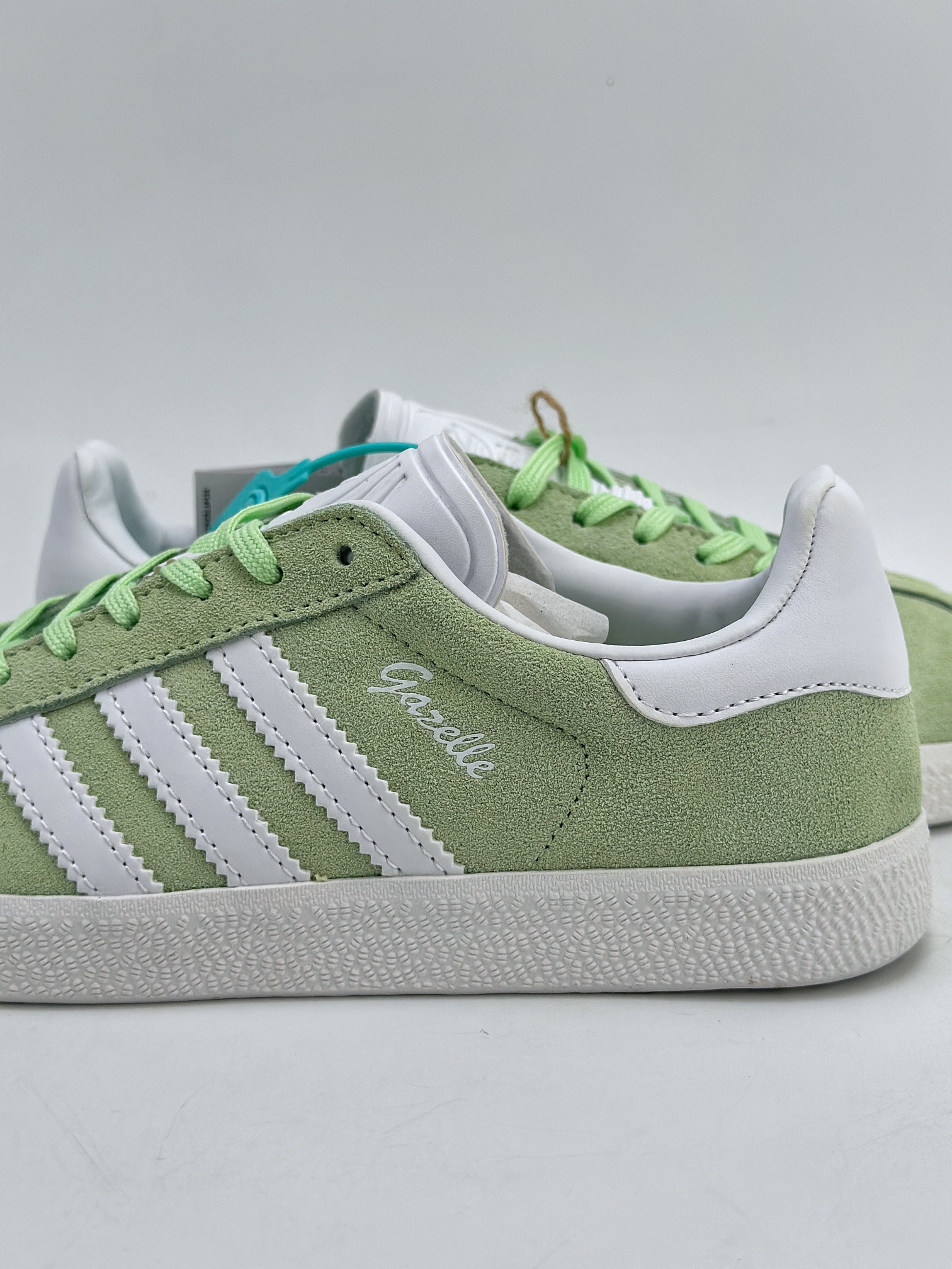 140 adidas Originals Gazelle W 三叶草休闲防滑耐磨低帮板鞋 IE0442