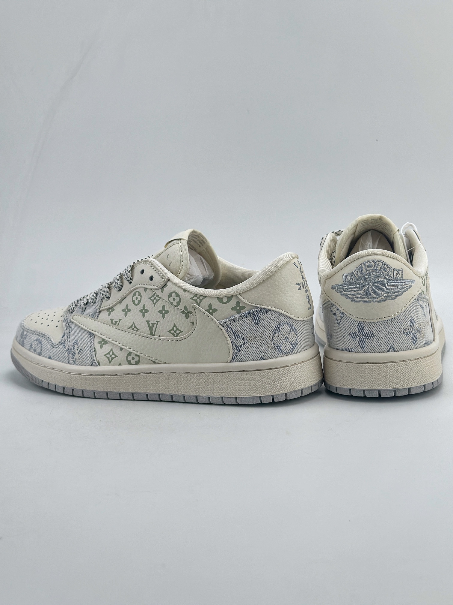 280 Air Jordan 1 Retro Low x Louis Vuitton 白浅灰牛仔布  SJ2068-007