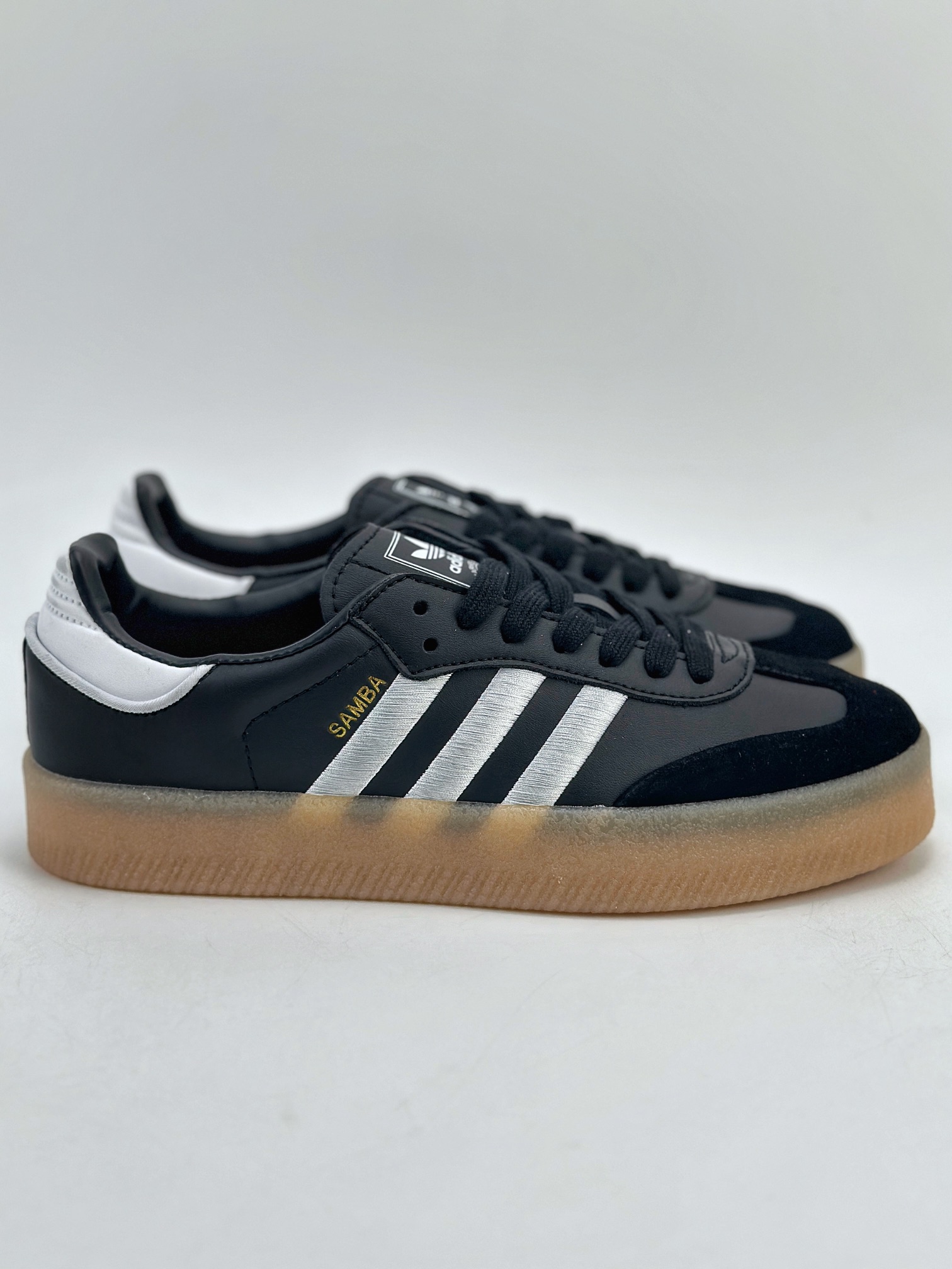 150 adidas originals SambaE W OG  ID0433