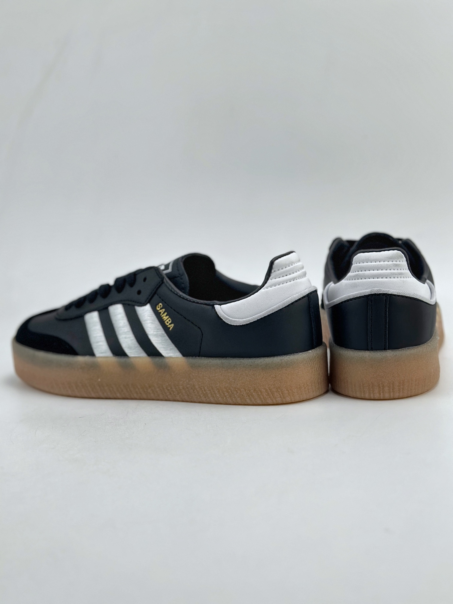 150 adidas originals SambaE W OG  ID0433