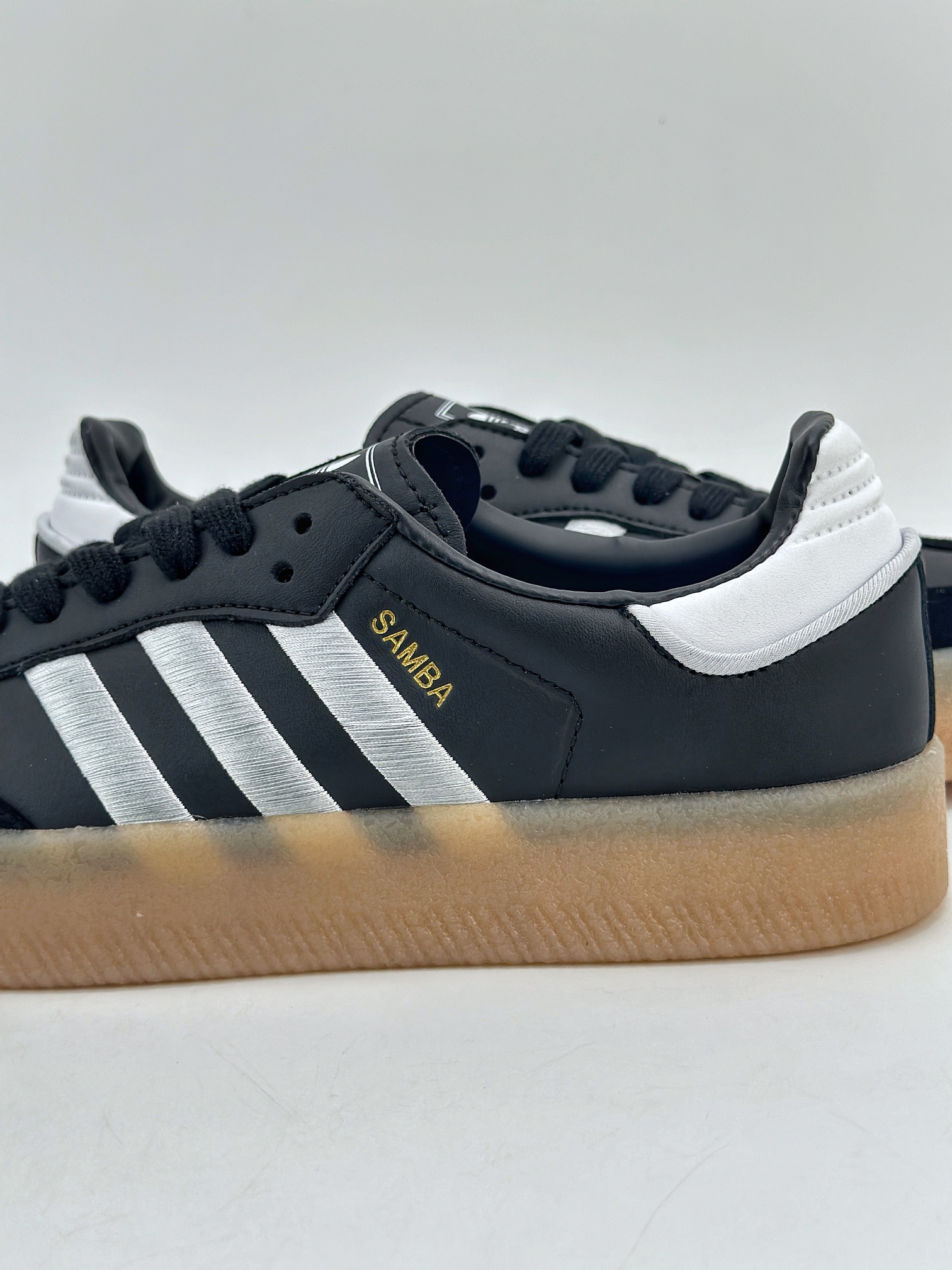 150 adidas originals SambaE W OG  ID0433