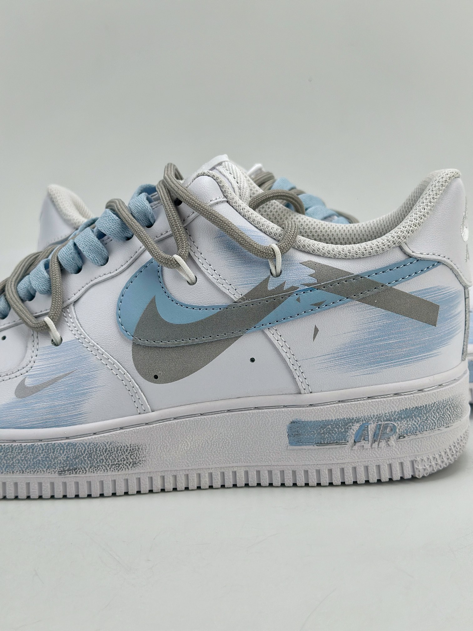 260 Nike Air Force 1 Low 07 手绘 断裂三钩 白蓝灰 ZH0316-020