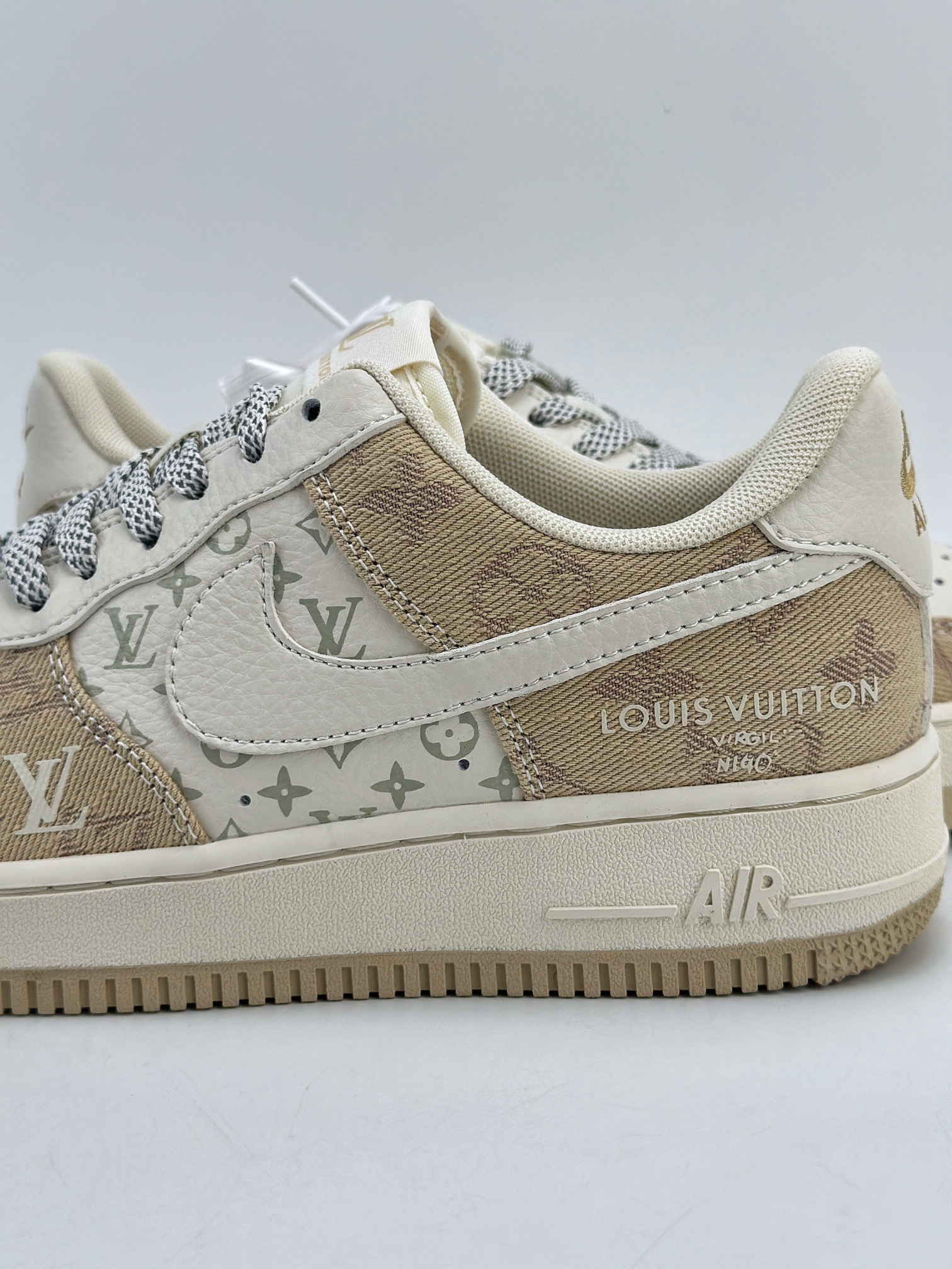 200 Nike Air Force 1 Low 07 x Louis Vuitton 白黄牛仔布 DD8686-300