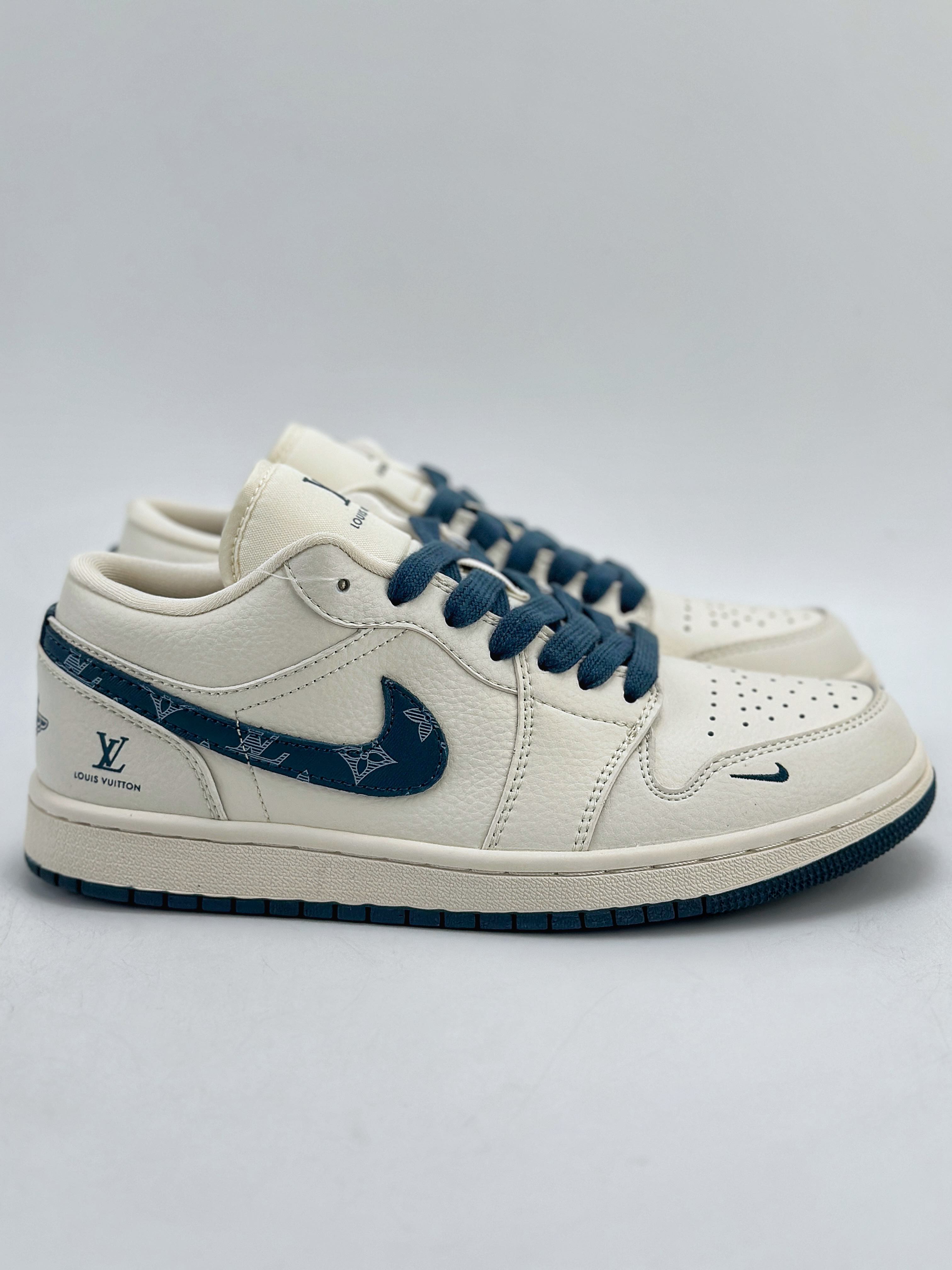 280 Air Jordan 1 Retro Low x Louis Vuitton 白蓝 WG8850-005