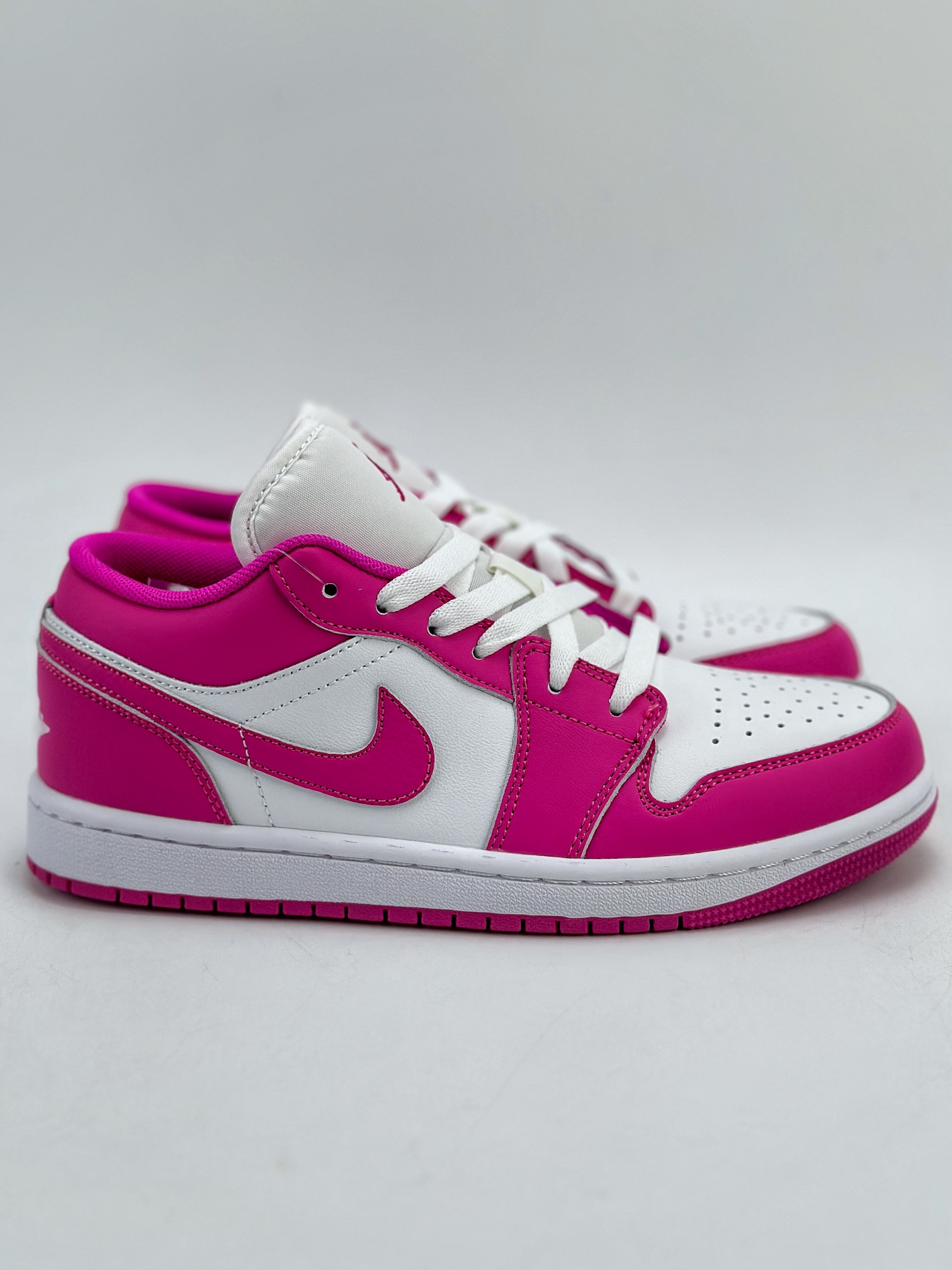 200 Air Jordan 1 Retro Low WMNS 白粉 FV8486-600