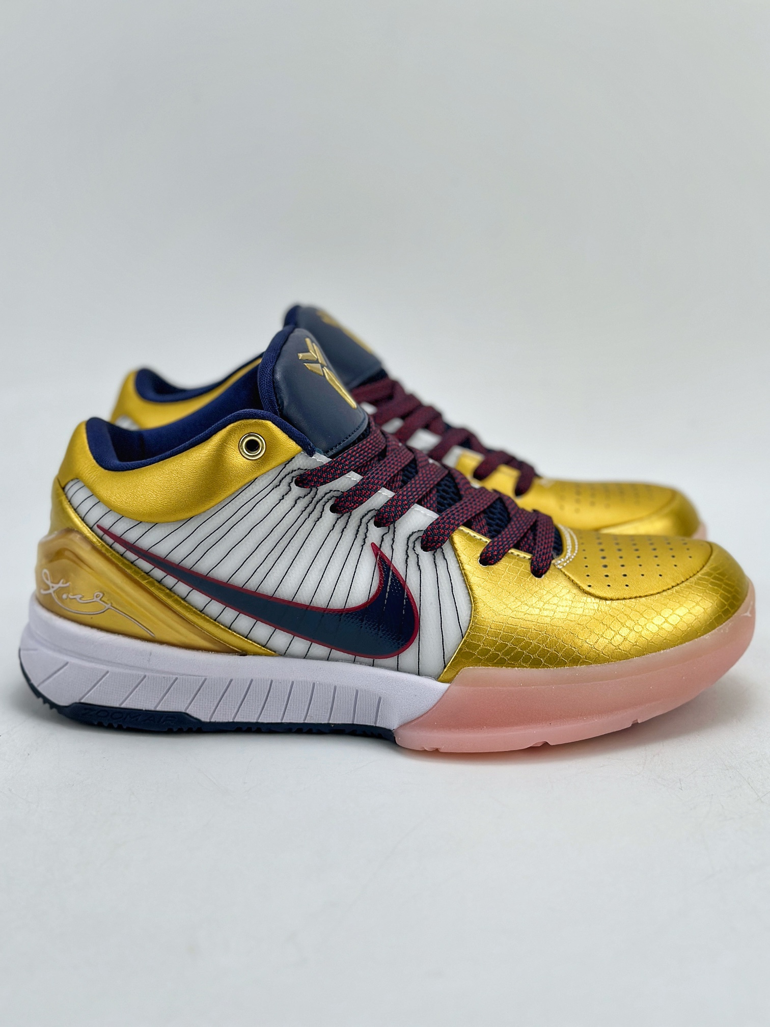 270 NK Zoom Kobe 4 Gold Medal 科比4代 实战篮球鞋  CQ3869-107