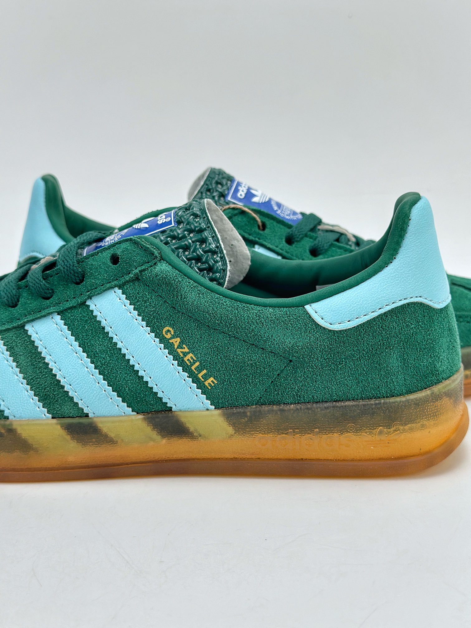 150 adidas Originals Gazelle INdoor 三叶草休闲防滑耐磨低帮板鞋  IG9979