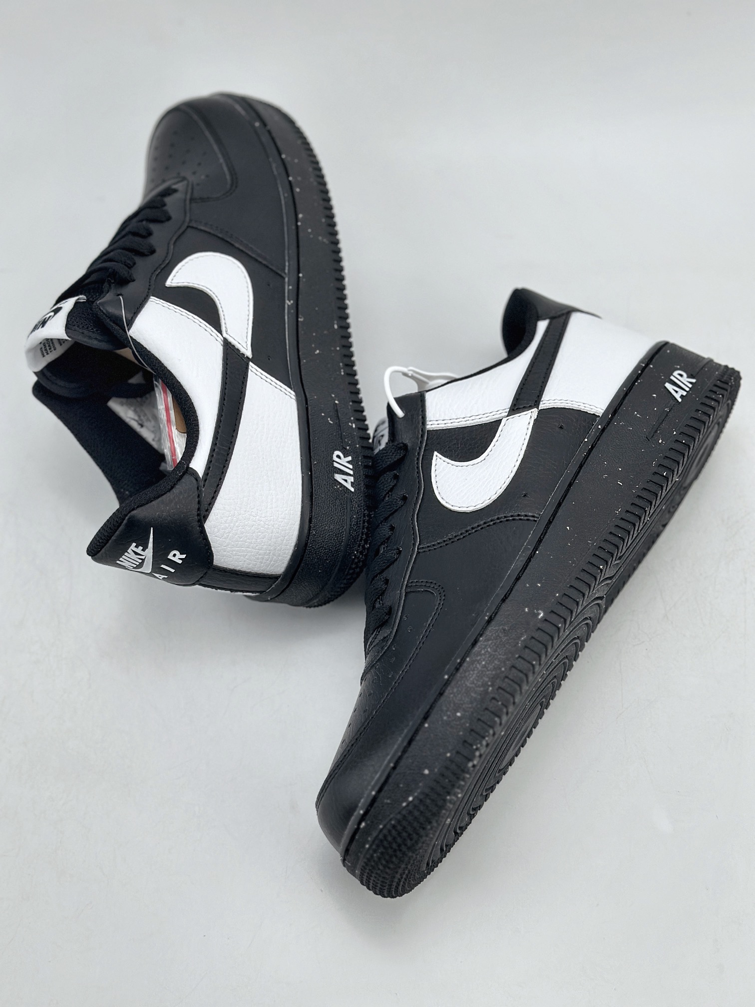 200 Nike Air Force 1 Low 07 黑白 HF9096-001