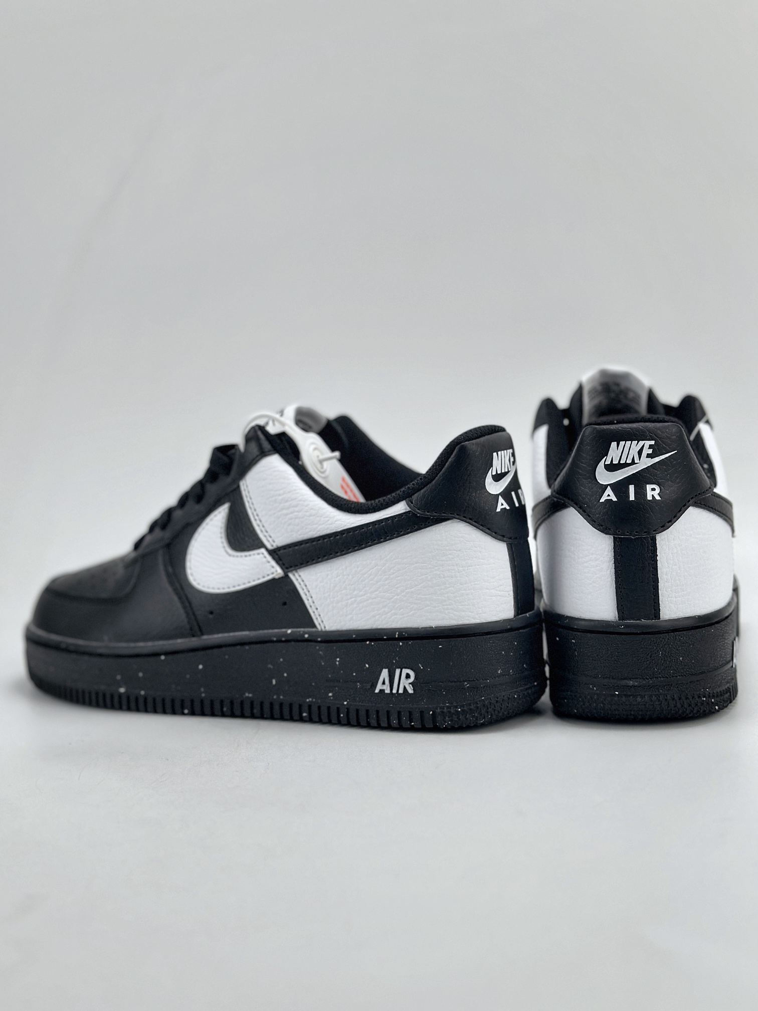 200 Nike Air Force 1 Low 07 黑白 HF9096-001