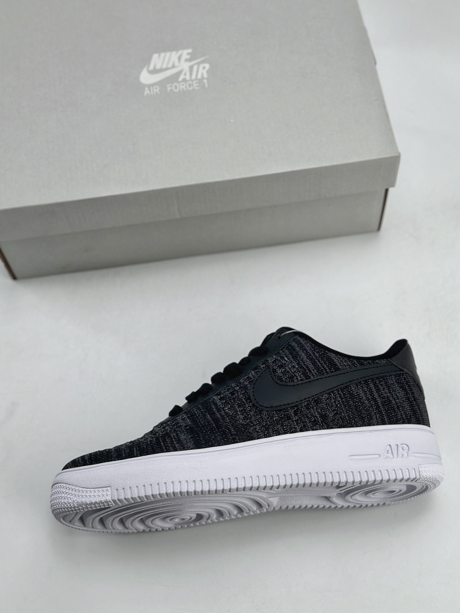 200 Nike Air Force 1 Low 07 Flyknit 2.0 飞线 黑白 CI0051-300