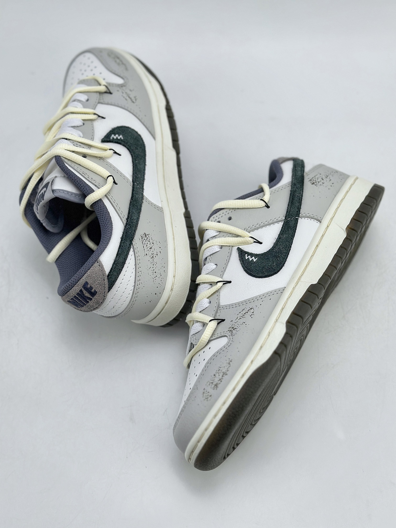 240 NIKE SB Dunk Low 气泡水母 灰色岛屿 灰蓝黄 FJ4188-100