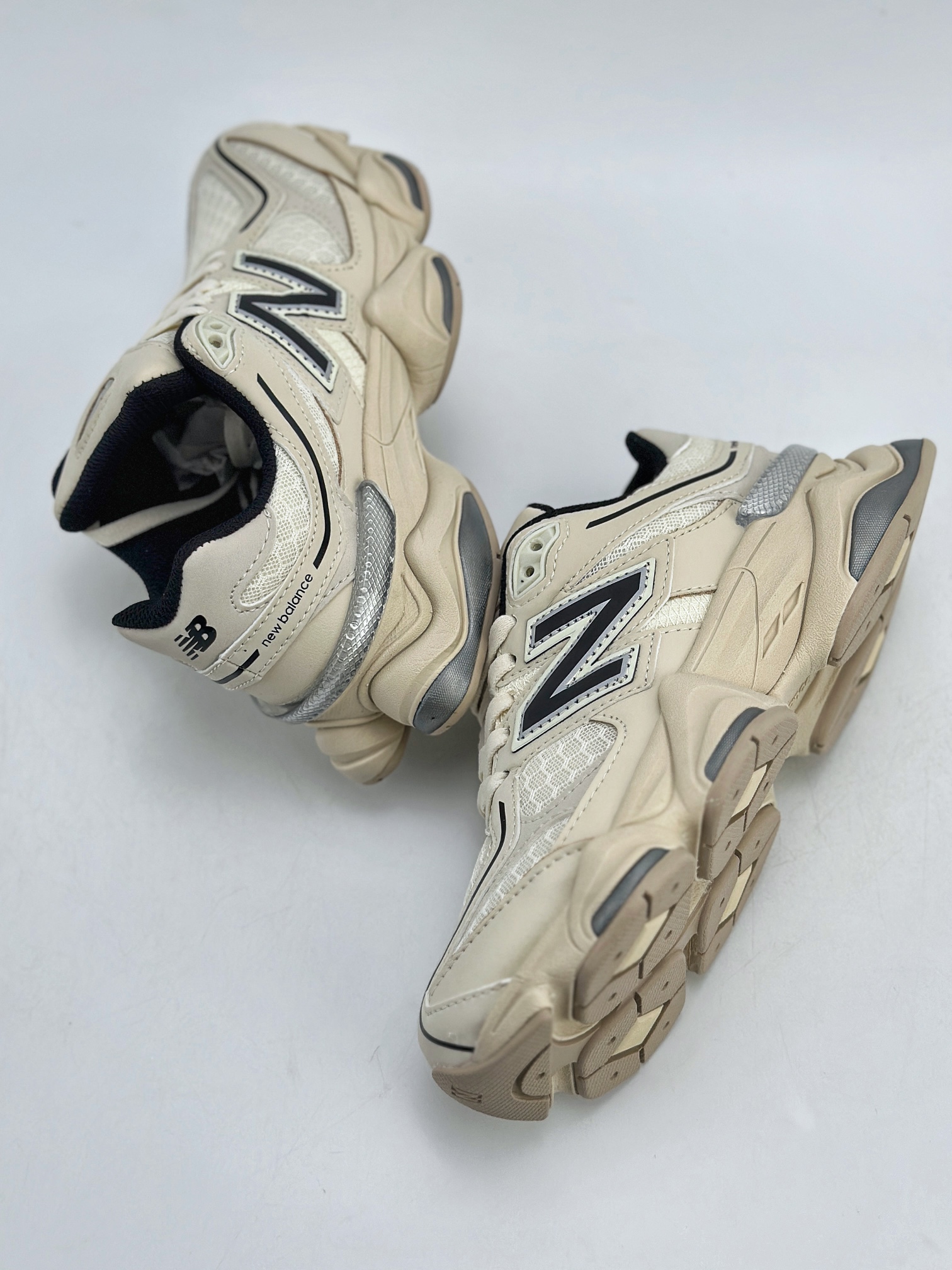 210 Joe Freshgoods x New Balance 版本 NB9060 联名款 复古休闲运动慢跑鞋 U9060DUA