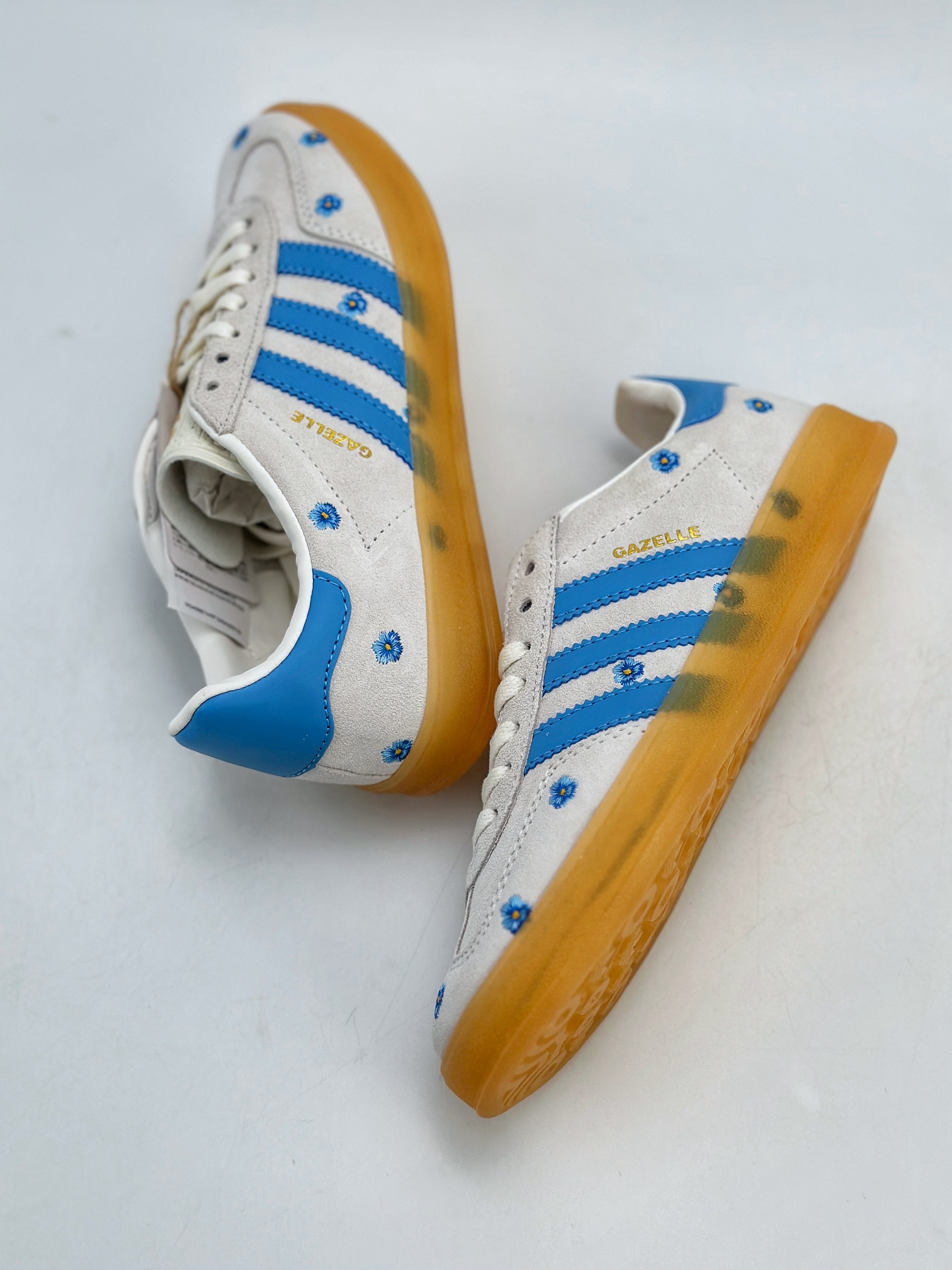 180 adidas Originals Gazelle INdoor ”Floral/Beige/Light Blue” 灰蓝 IF4491