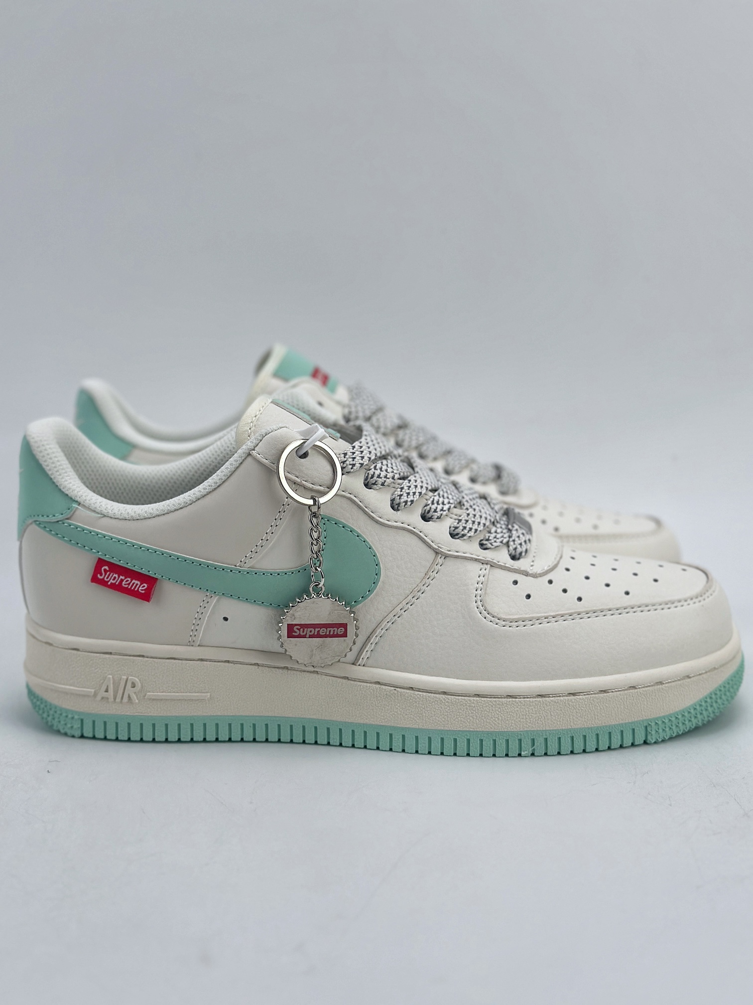 260 Nike Air Force 1 Low 07 x Supreme 白浅绿满天星HD1968-023