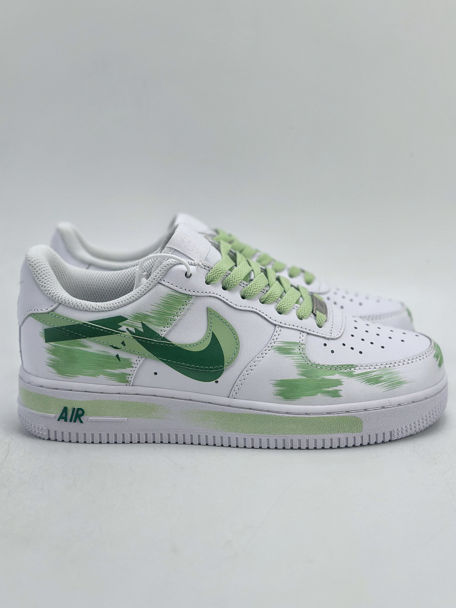 260 Nike Air Force 1 Low 07 手绘 断裂 三钩阴影