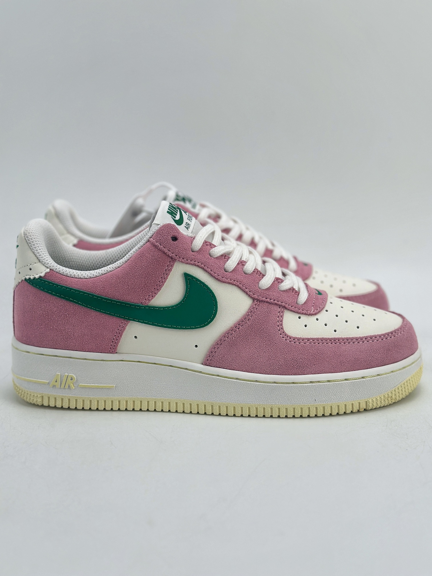 200 Nike Air Force 1 Low 07 绒面 粉绿白 FV9346-100
