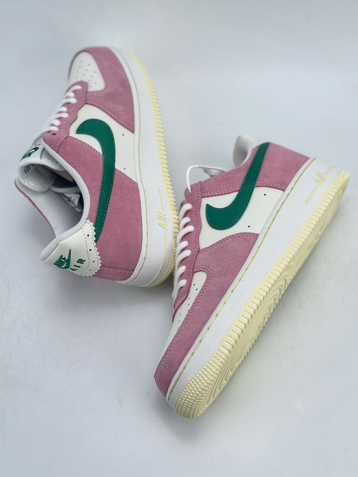 200 Nike Air Force 1 Low 07 绒面 粉绿白 FV9346-100