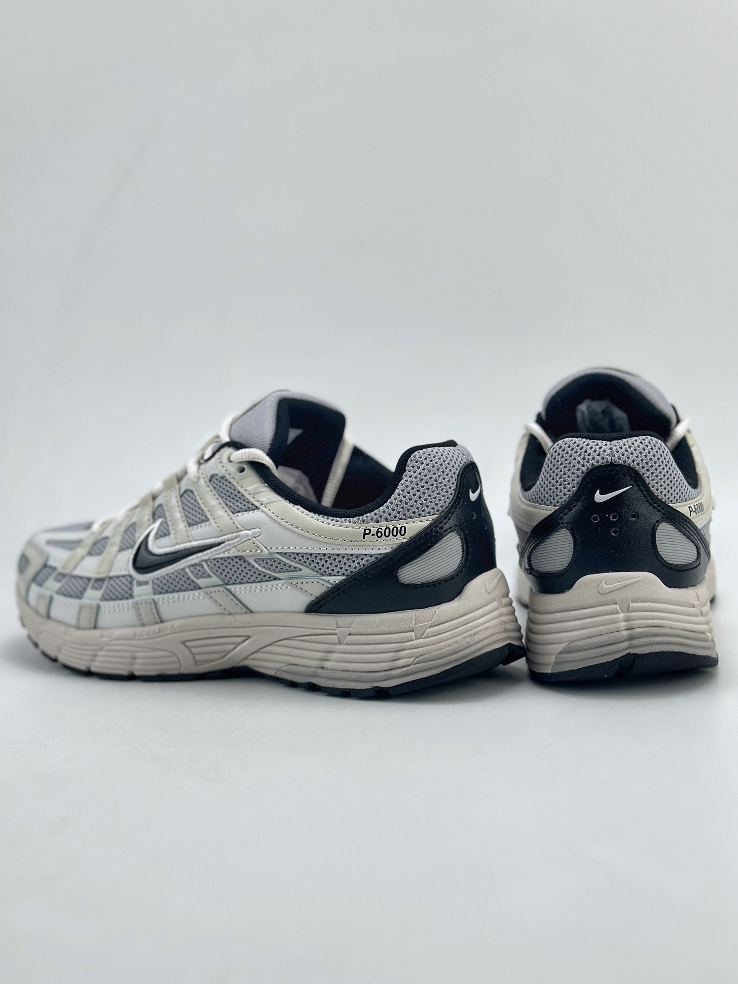 210 Nike P-6000 Initiator Running 耐克INS 白黑 复古休闲运动老爹鞋 HJ3488-001