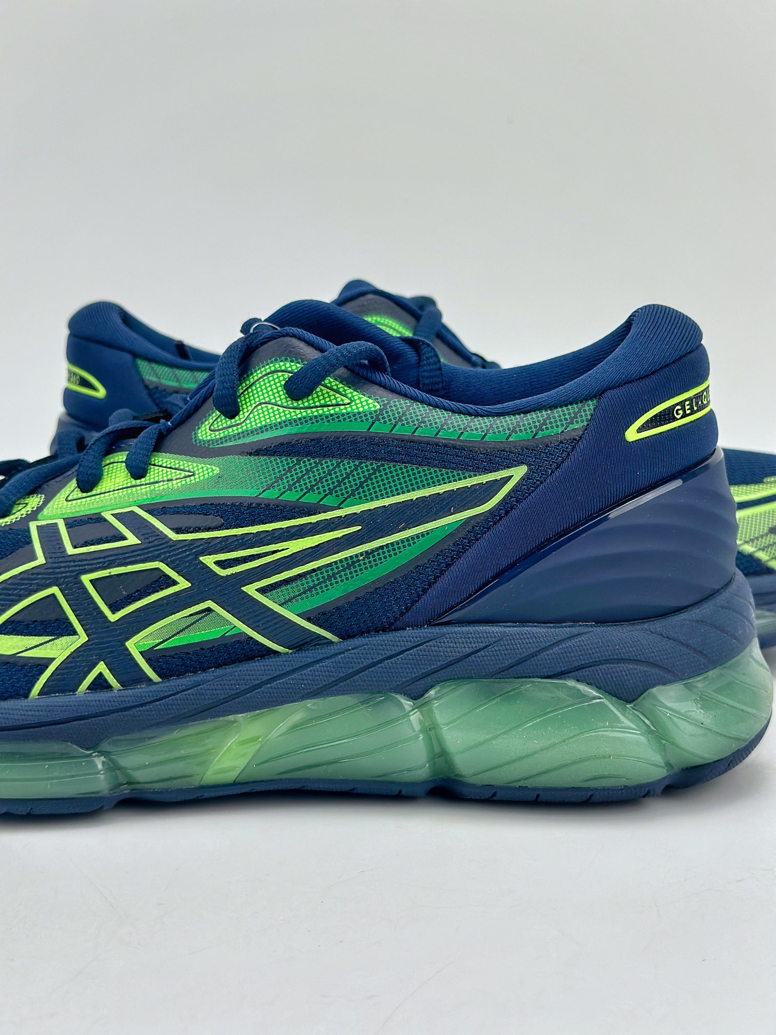 230 Asics Gel-Quantum 360 VII 亚瑟士运动透气专业跑鞋 1203A305-400