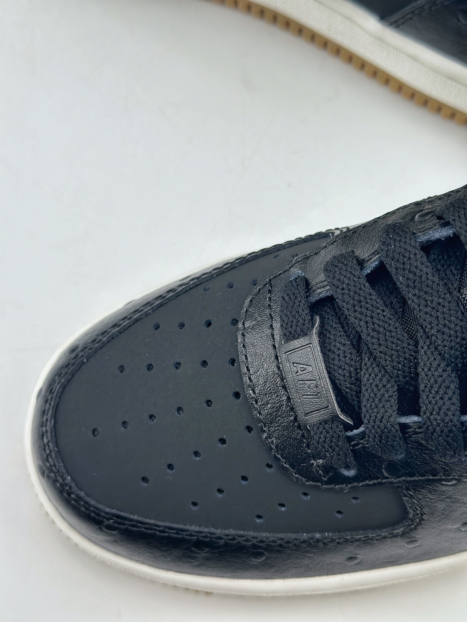 200 Nike Air Force 1 Low 07 ”Blcck Ostrich” 黑 DZ2708-002