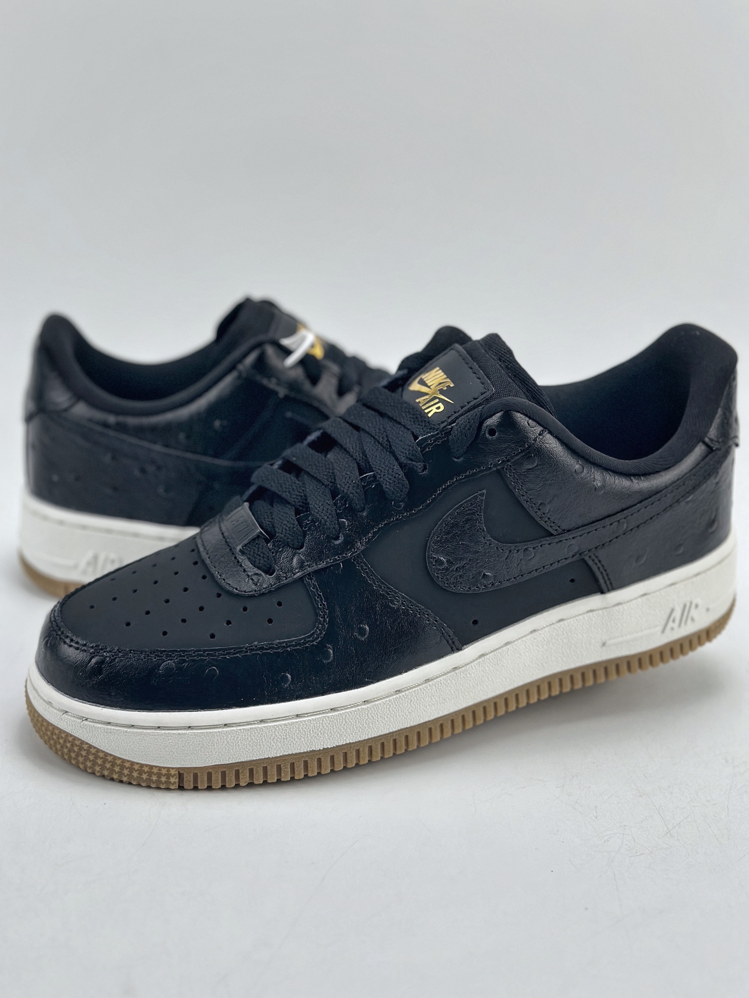 200 Nike Air Force 1 Low 07 ”Blcck Ostrich” 黑 DZ2708-002