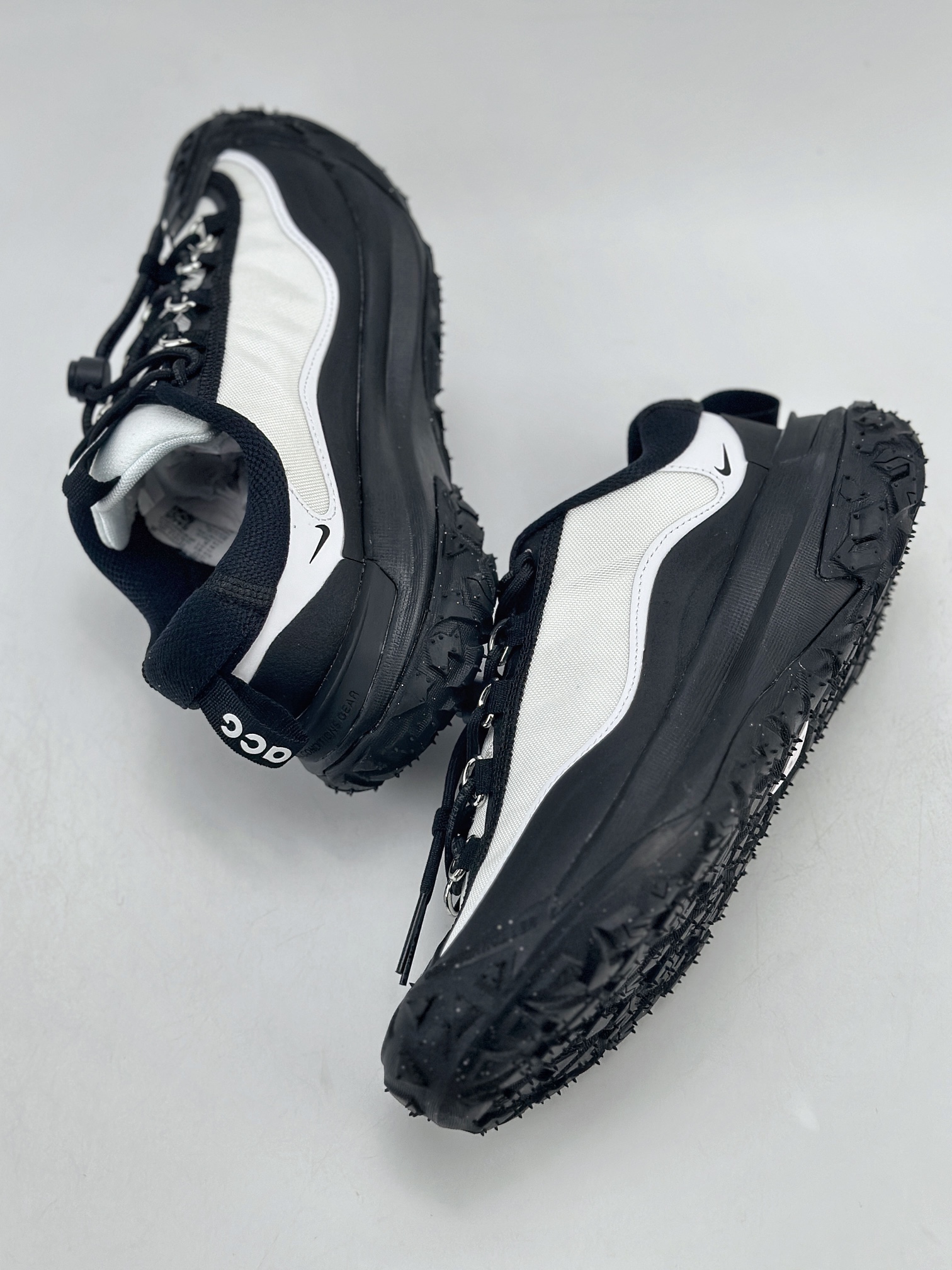 200 NK ACG MOUNTAIN FLY 2 LOW 外户登山列系越跑低帮休闲动运徒步鞋 FZ3311-101