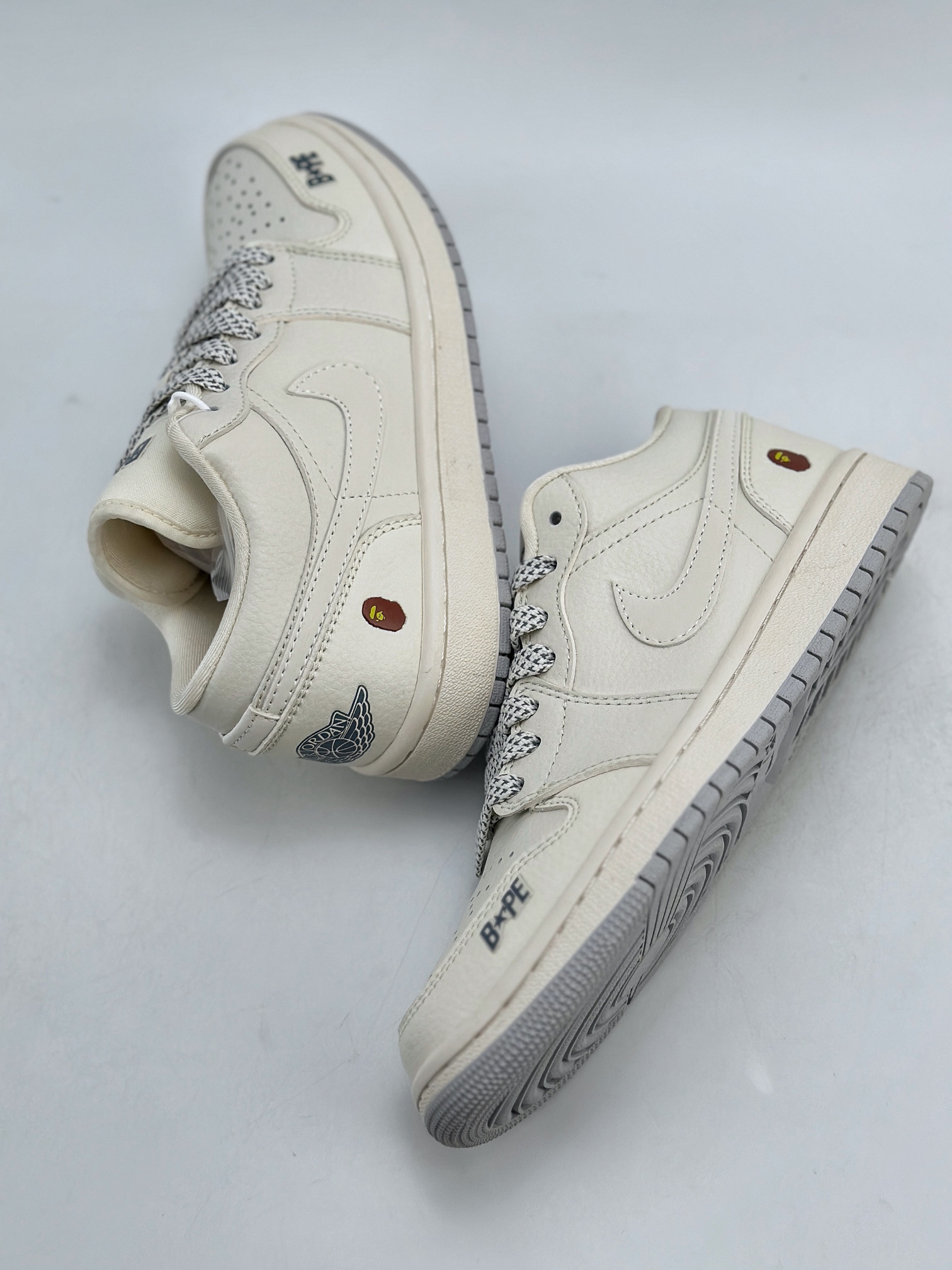 280 Air Jordan 1 Retro Low x BAPE 米白满天星 WG8850-003