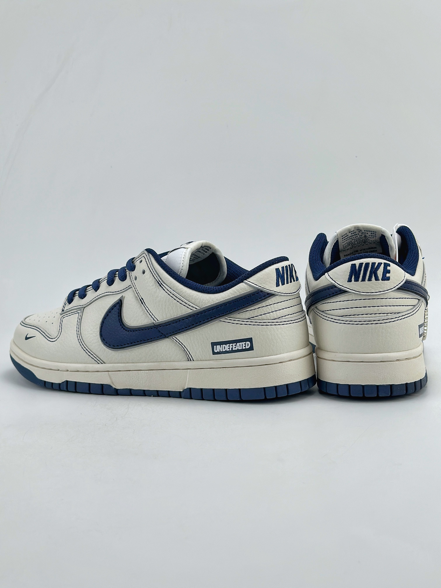 280 Nike SB Dunk Low x UNDEFEATED 白深蓝 FC1688-138