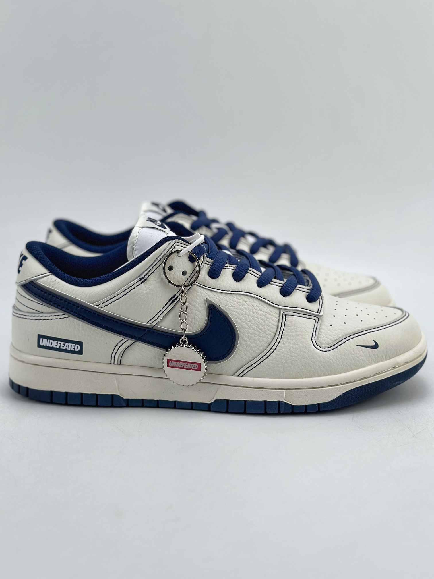 280 Nike SB Dunk Low x UNDEFEATED 白深蓝 FC1688-138