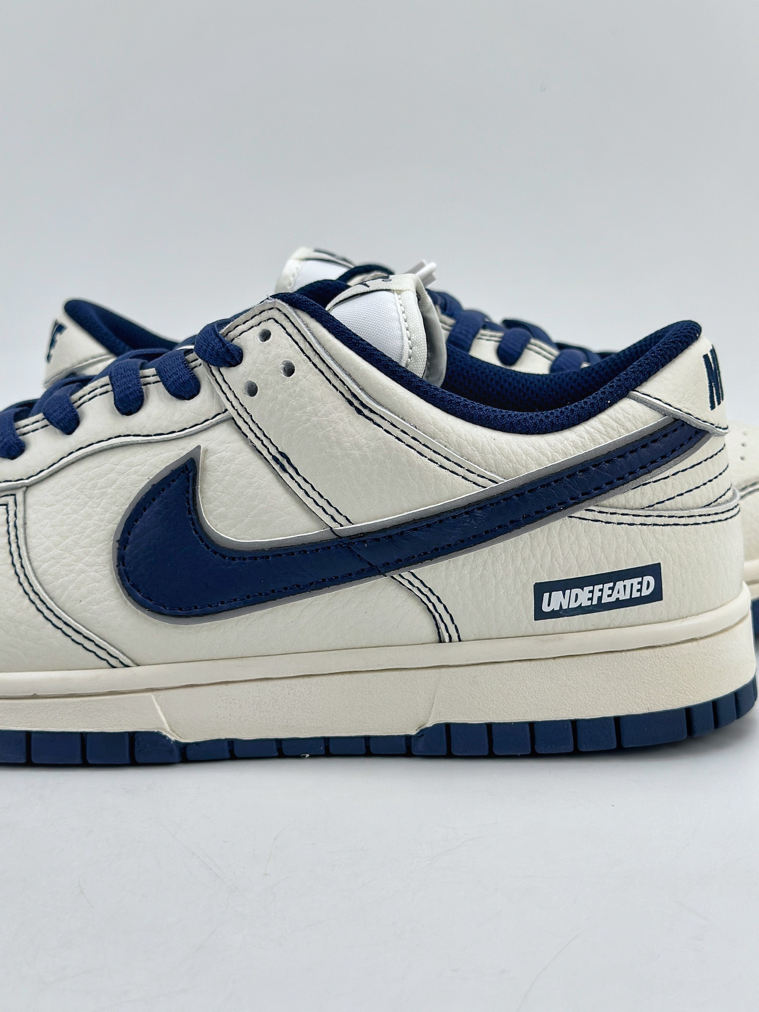 280 Nike SB Dunk Low x UNDEFEATED 白深蓝 FC1688-138