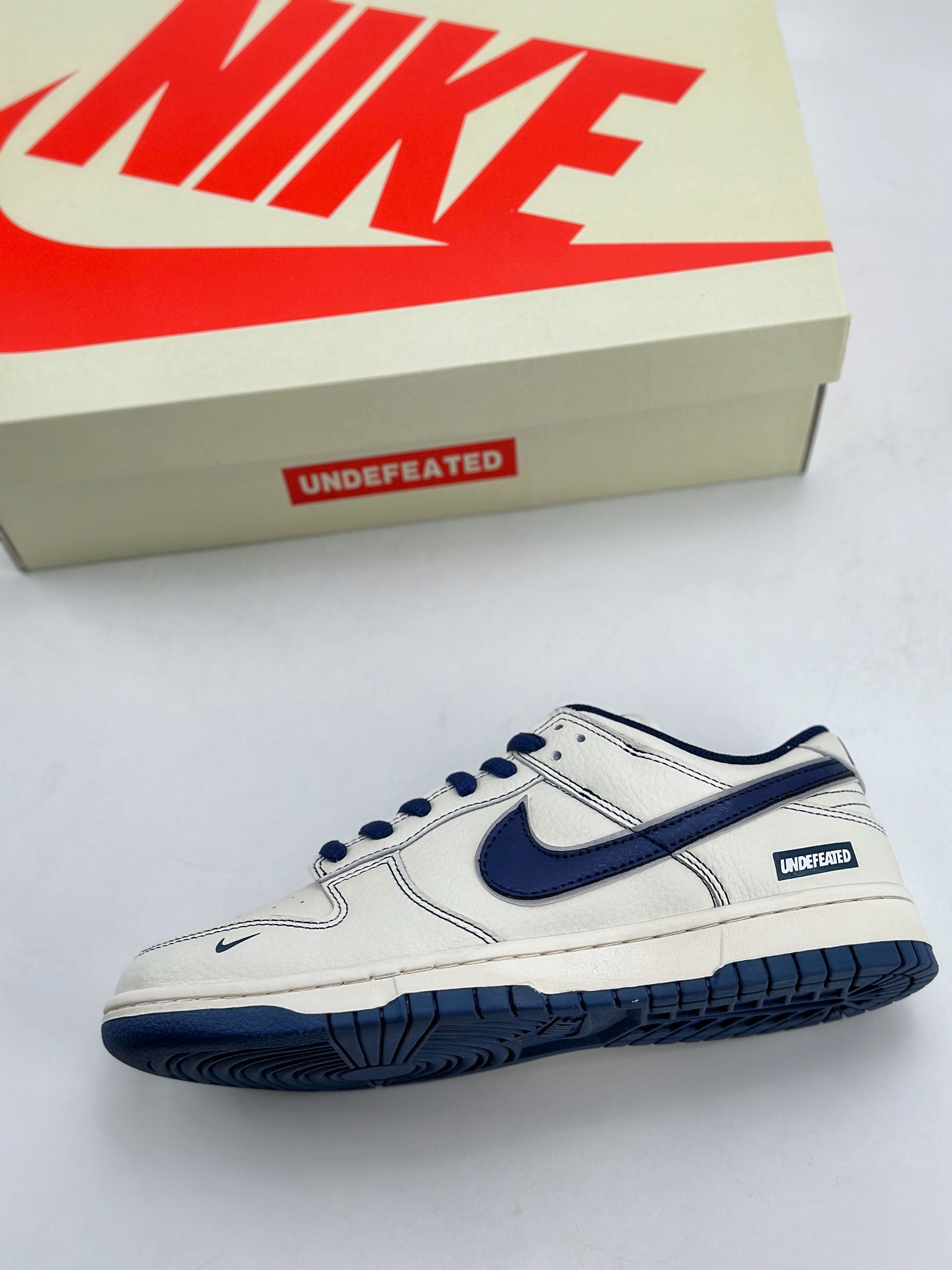 280 Nike SB Dunk Low x UNDEFEATED 白深蓝 FC1688-138