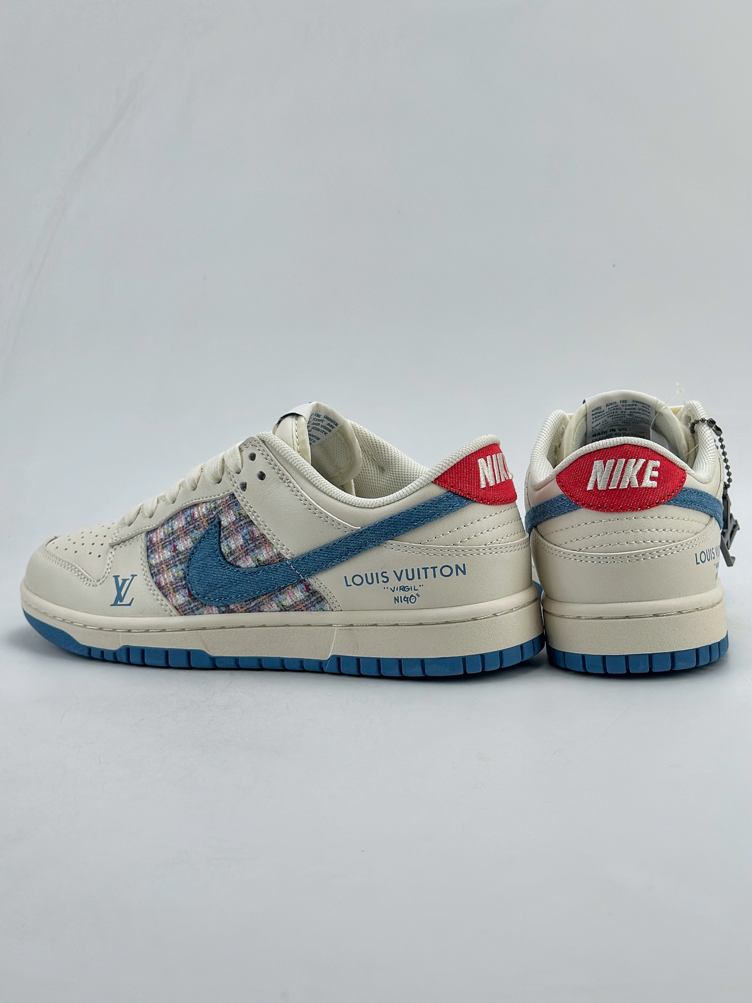 280 Nike SB Dunk Low x Louis Vuitton 白蓝小香风 XX2025-323