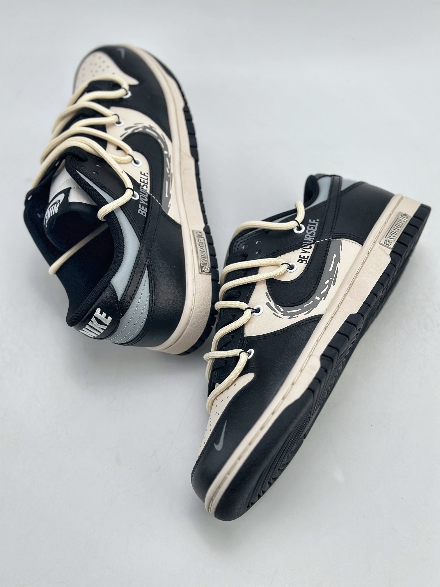 240 Nike SB Dunk Low 速度与激情 做旧氧化 金属朋克 黑白金 DD1391-100