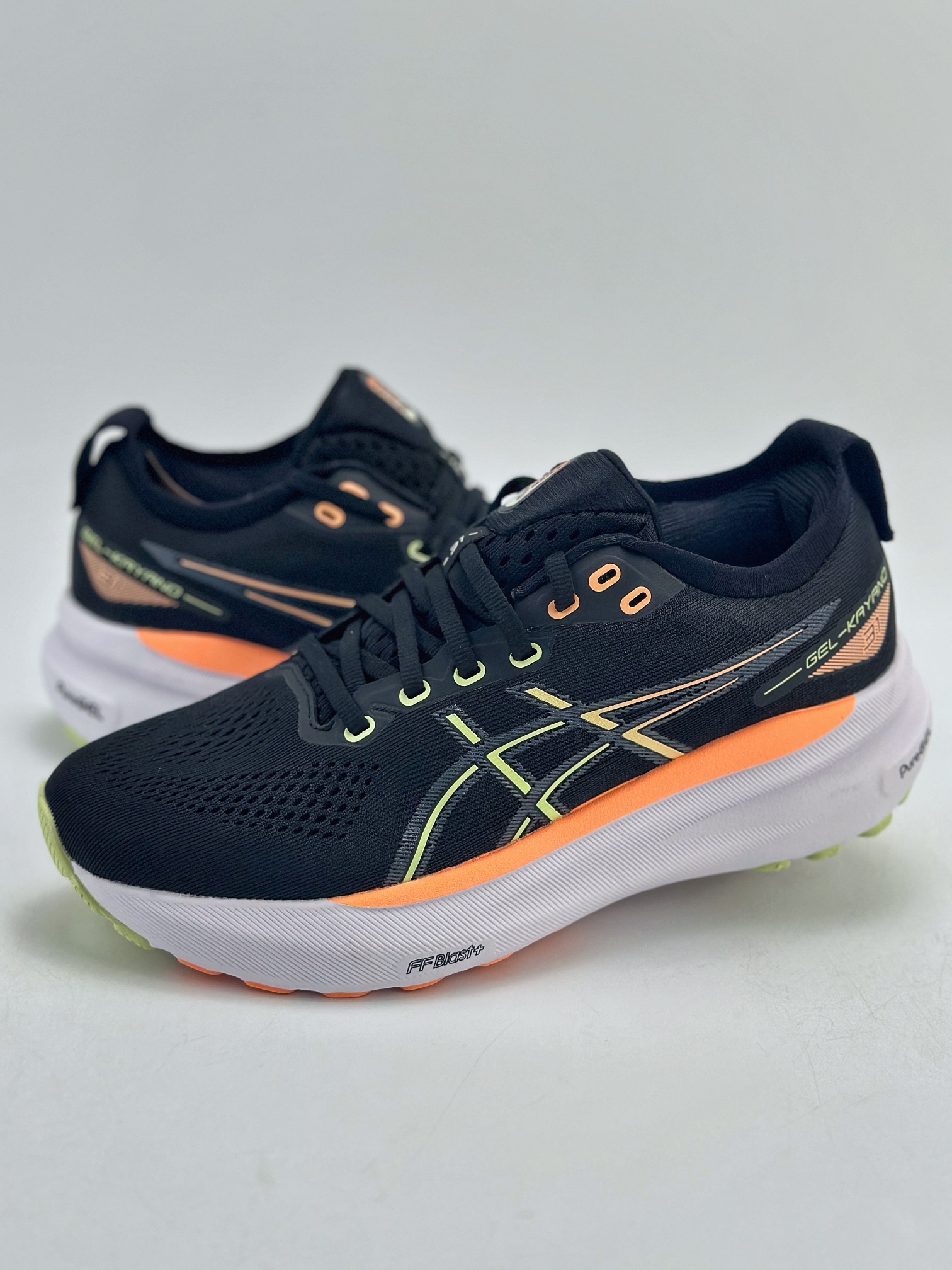 200 Asics Gel-Kayano 31代 运动休闲透气专业跑鞋 1011B867-003