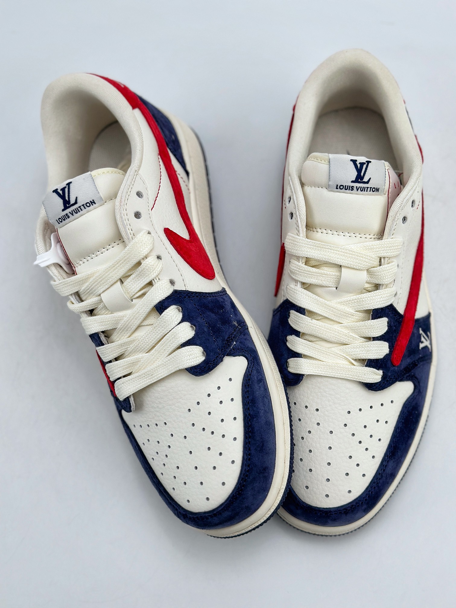 280 Travis Scott x Nike Air Jordan 1 Low x Louis Vuitton 三方联名 YQ2088-670