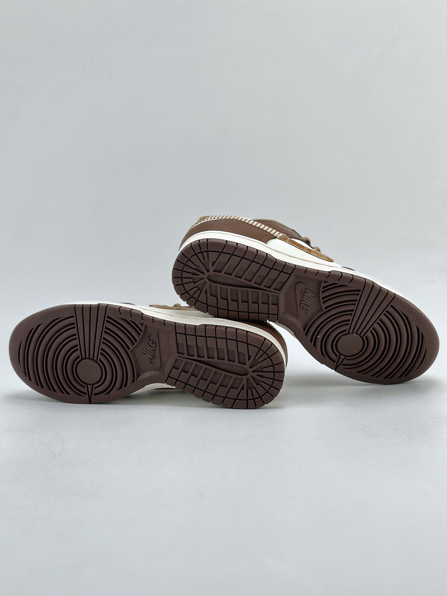 190 NIKE SB Dunk Low 白棕 FV3653-191
