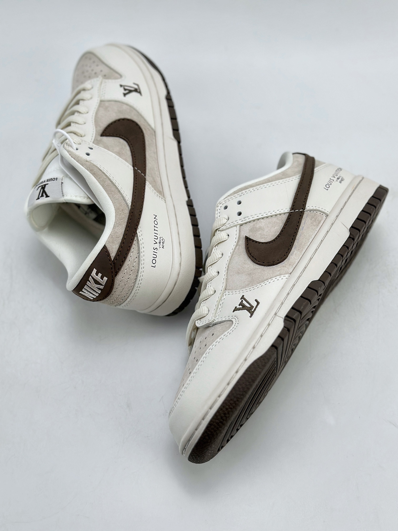 180 NIKE SB Dunk Low x Louis Vuitton 白棕 LV6188-001