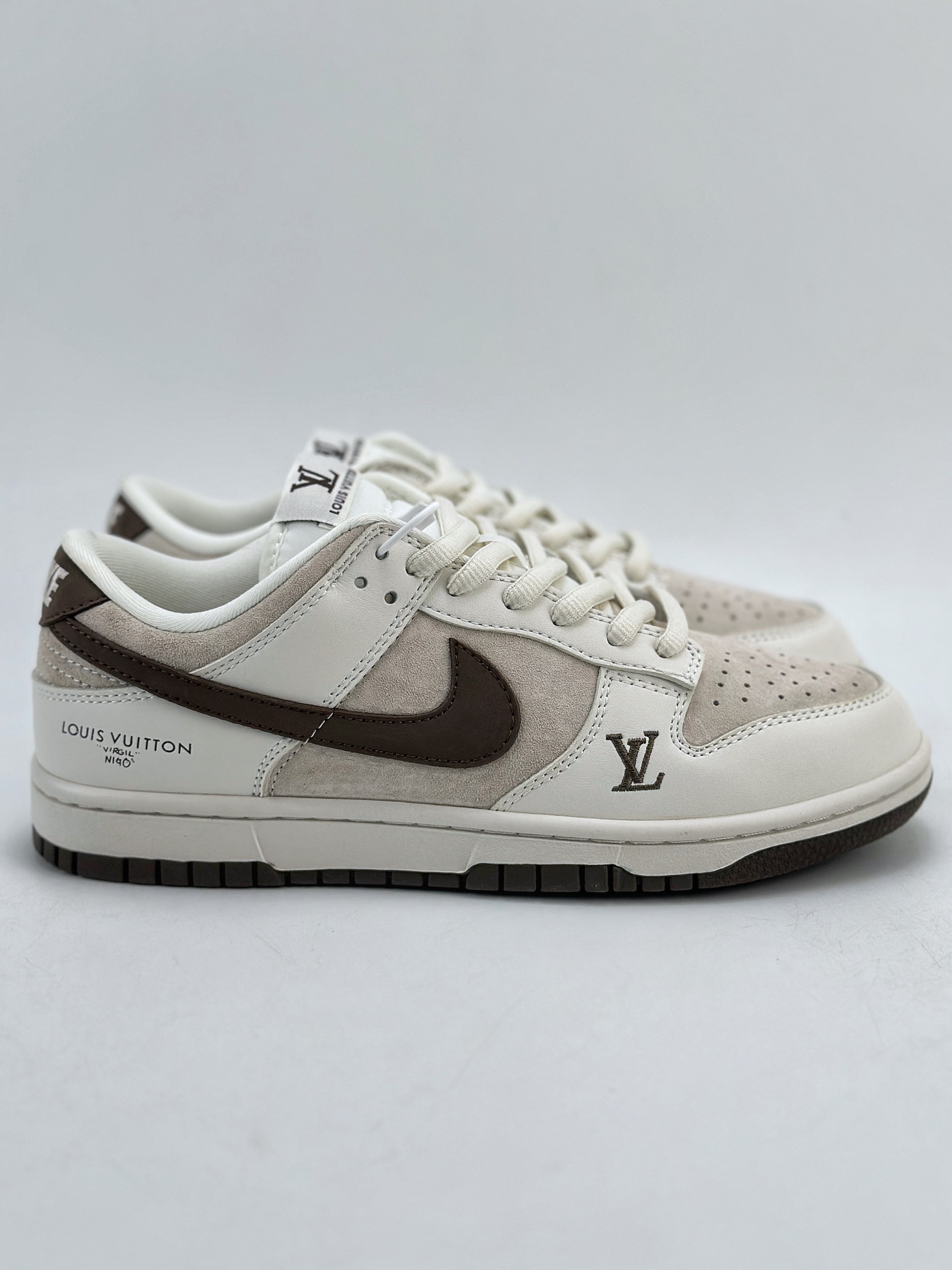 180 NIKE SB Dunk Low x Louis Vuitton 白棕 LV6188-001